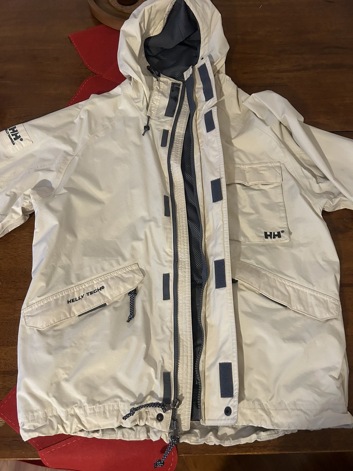 Helly Hansen Helly Hansen Off White/Beige light jacket size small Size US S / EU 44-46 / 1 - 6 Thumbnail