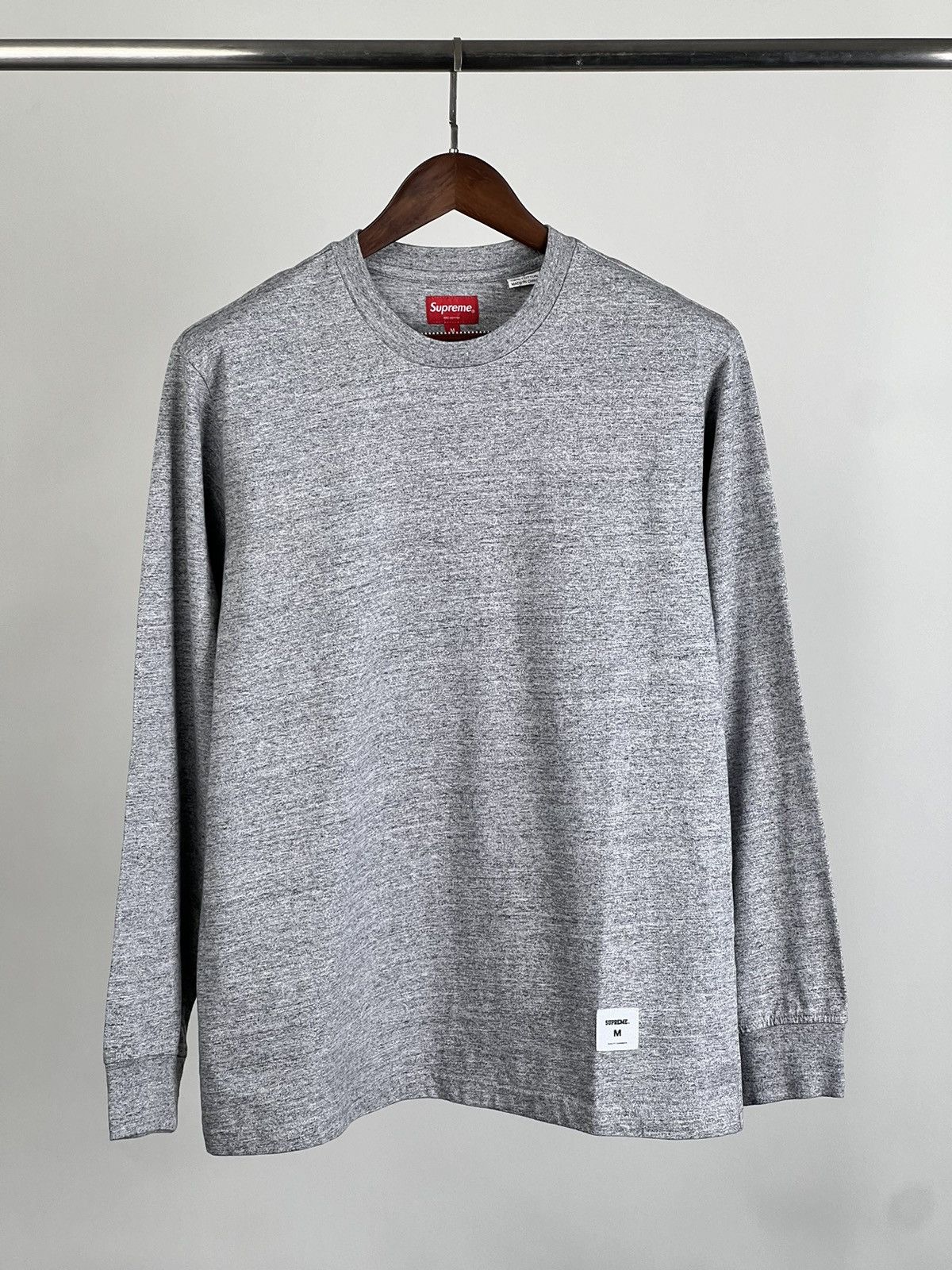 Supreme LS tee M Size US M / EU 48-50 / 2 - 3 Thumbnail