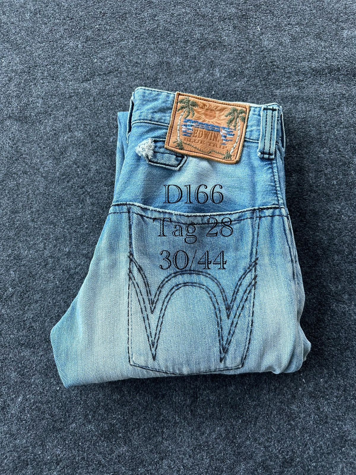 Edwin × If Six Was Nine × Vintage Vintage Edwin Blue Trip Distressed Hawaian Denim D166 Size US 28 / EU 44 - 19 Thumbnail