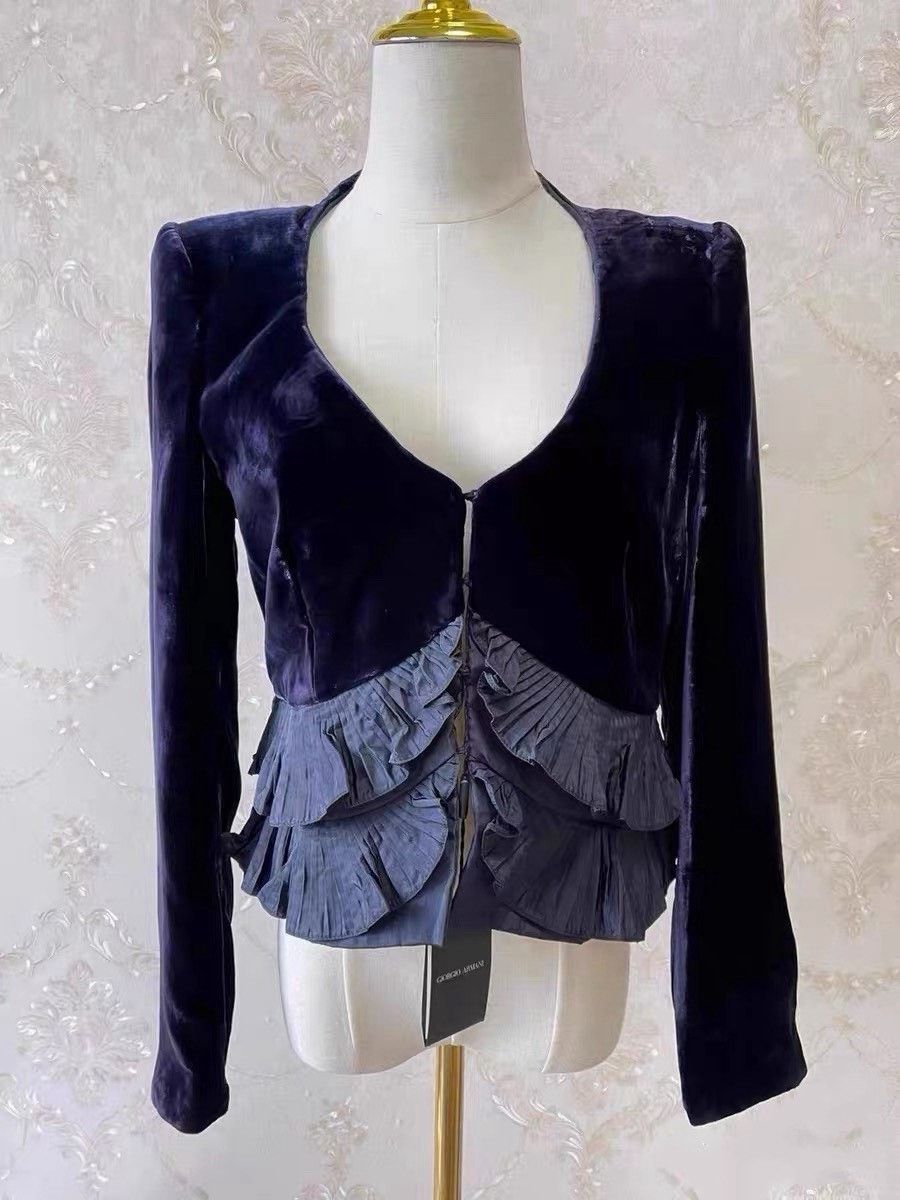 Giorgio Armani Giorgio Armani Runway Velvet Silk Coat Size M / US 6-8 / IT 42-44 - 1 Thumbnail