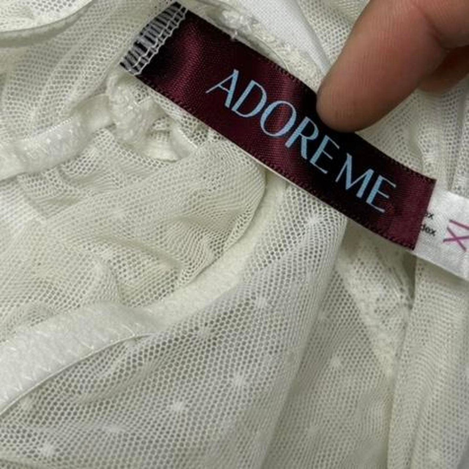 Other Adore Me white lace cami top with bow detail size xl Size XL / US 12-14 / IT 48-50 - 3 Thumbnail
