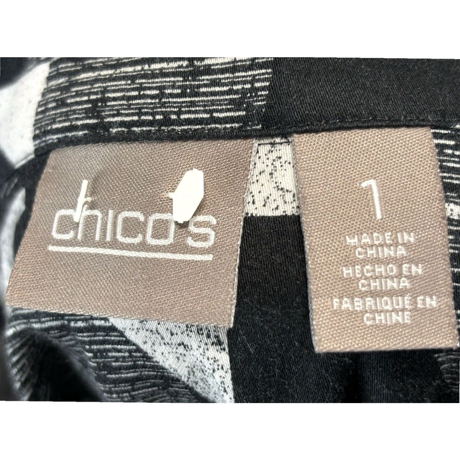 Vintage Chico's Women's Tunic Top Shirt Medium Black Gray Geometric Button Up Cotton Blend Size M / US 6-8 / IT 42-44 - 7 Thumbnail