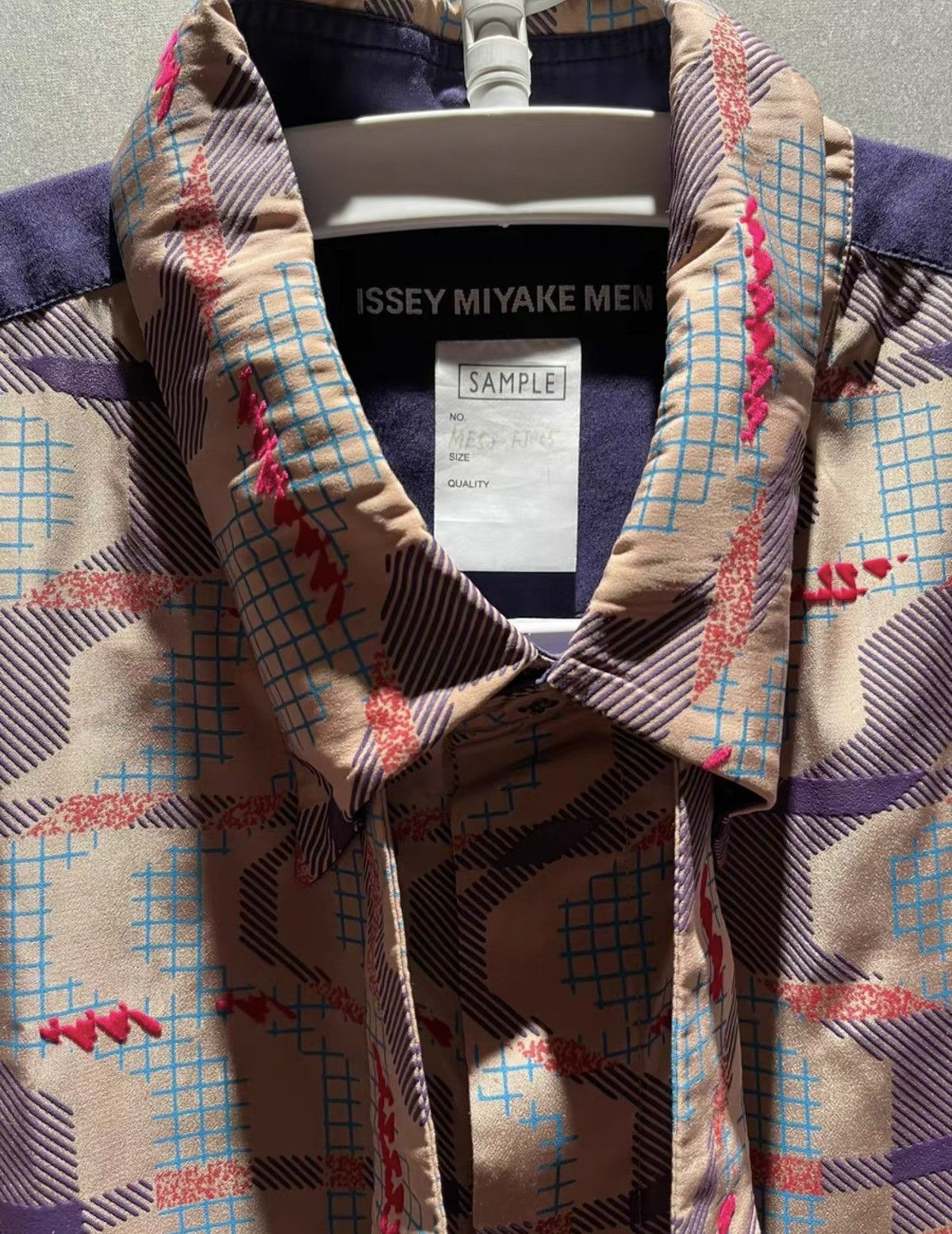 Issey Miyake ISSEY MIYAKE Embroidered Flocked Shirt (Sample Piece) Size US L / EU 52-54 / 3 - 2 Thumbnail