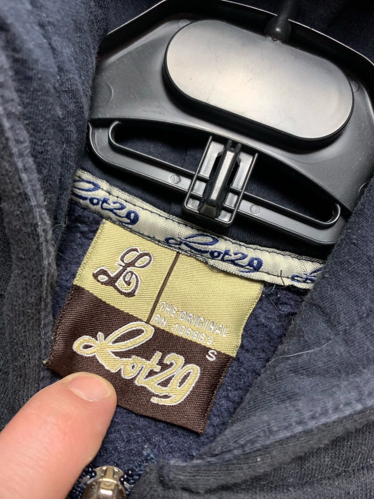 Japanese Brand × Vintage Lot 29 vintage zip up hoodie bunny tunes Size S Size US S / EU 44-46 / 1 - 5 Thumbnail
