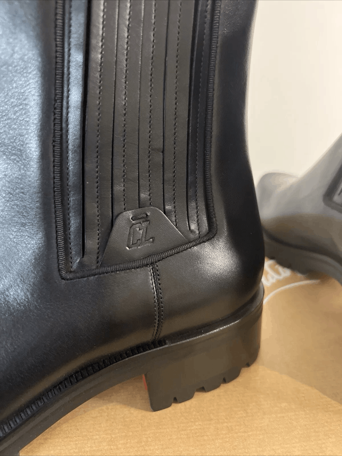Christian Louboutin Christian Louboutin Chelsea Boots Trapman Motok EU 42 Size US 9 / EU 42 - 8 Thumbnail