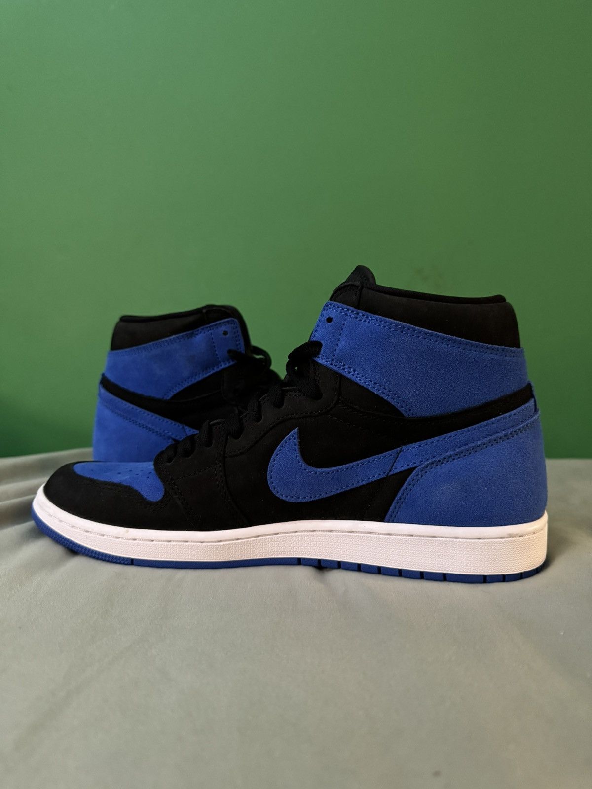Jordan Brand Jordan 1 high royal reimagined 2023 Size US 11.5 / EU 44-45 - 2 Thumbnail
