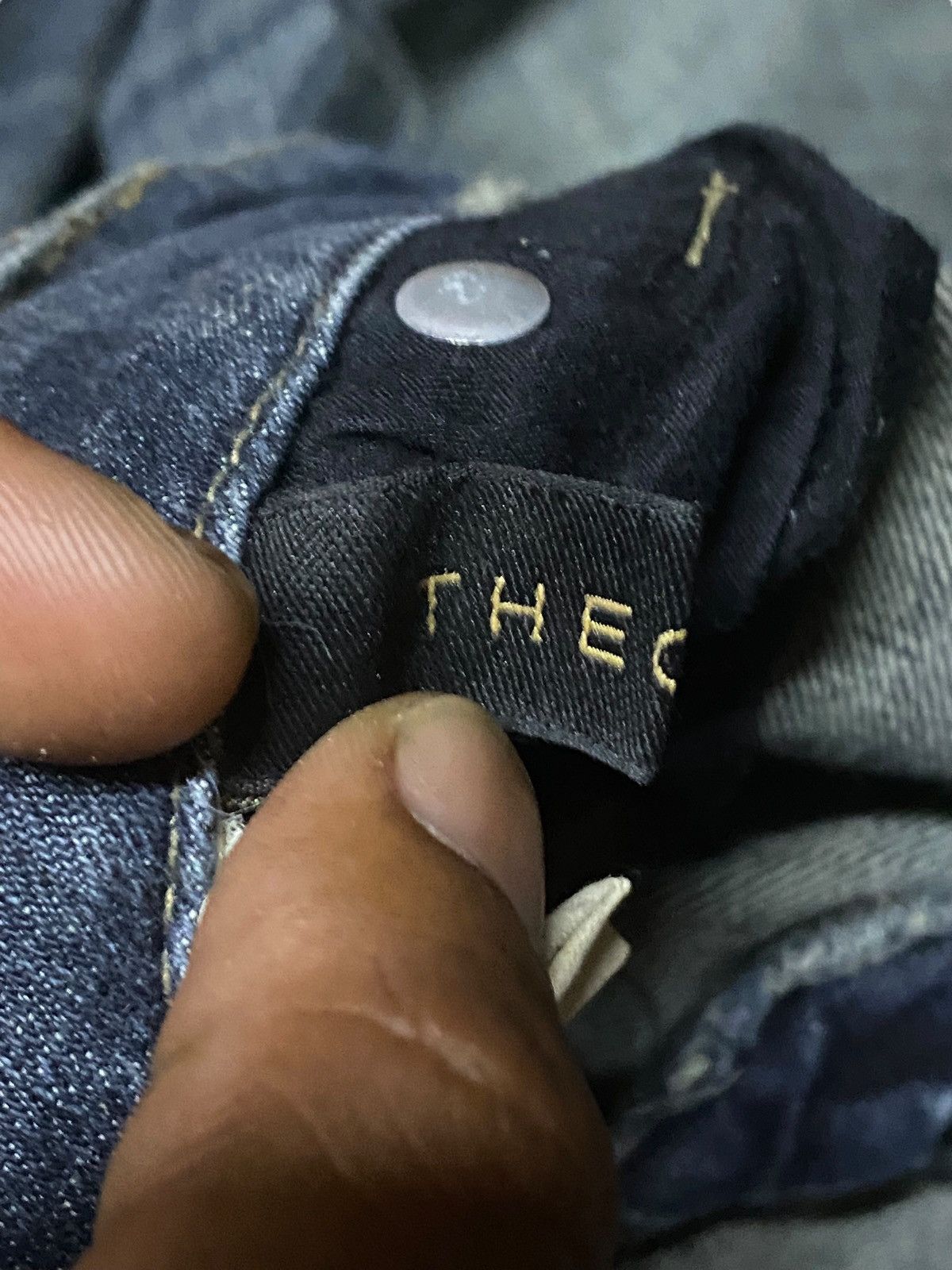 Japanese Brand Vintage Japanese Brand Theoria Embroidery Skinny Fit Jeans Size US 30 / EU 46 - 12 Thumbnail