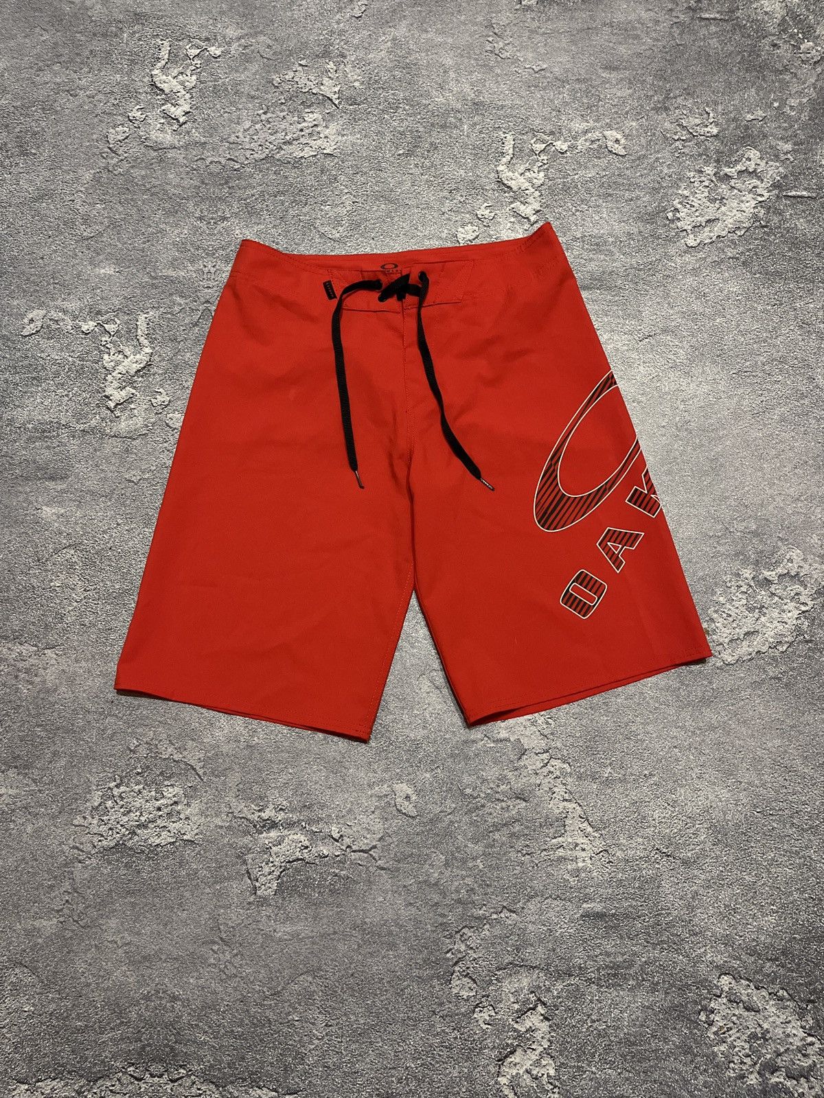 Oakley × Vintage Vintage Oakley Shorts Big Logo Swimwear Surfing Style Y2K Size US 30 / EU 46 - 1 Thumbnail