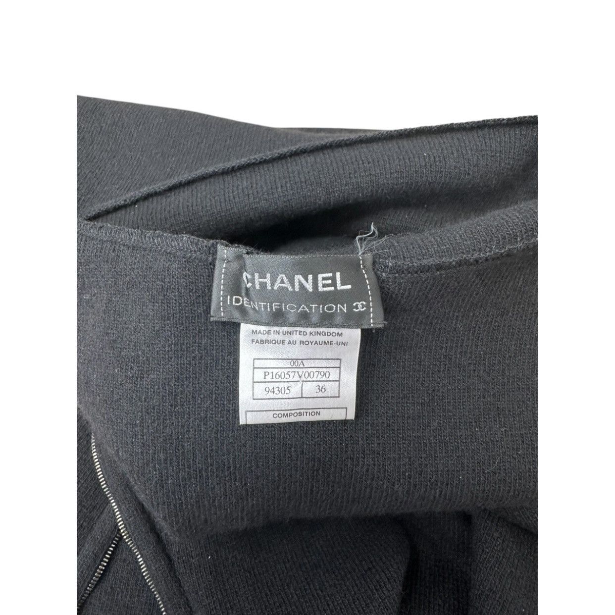 Chanel × Karl Lagerfeld Chanel sleeveless cashmere sweater zip details. Size XS / US 0-2 / IT 36-38 - 5 Thumbnail