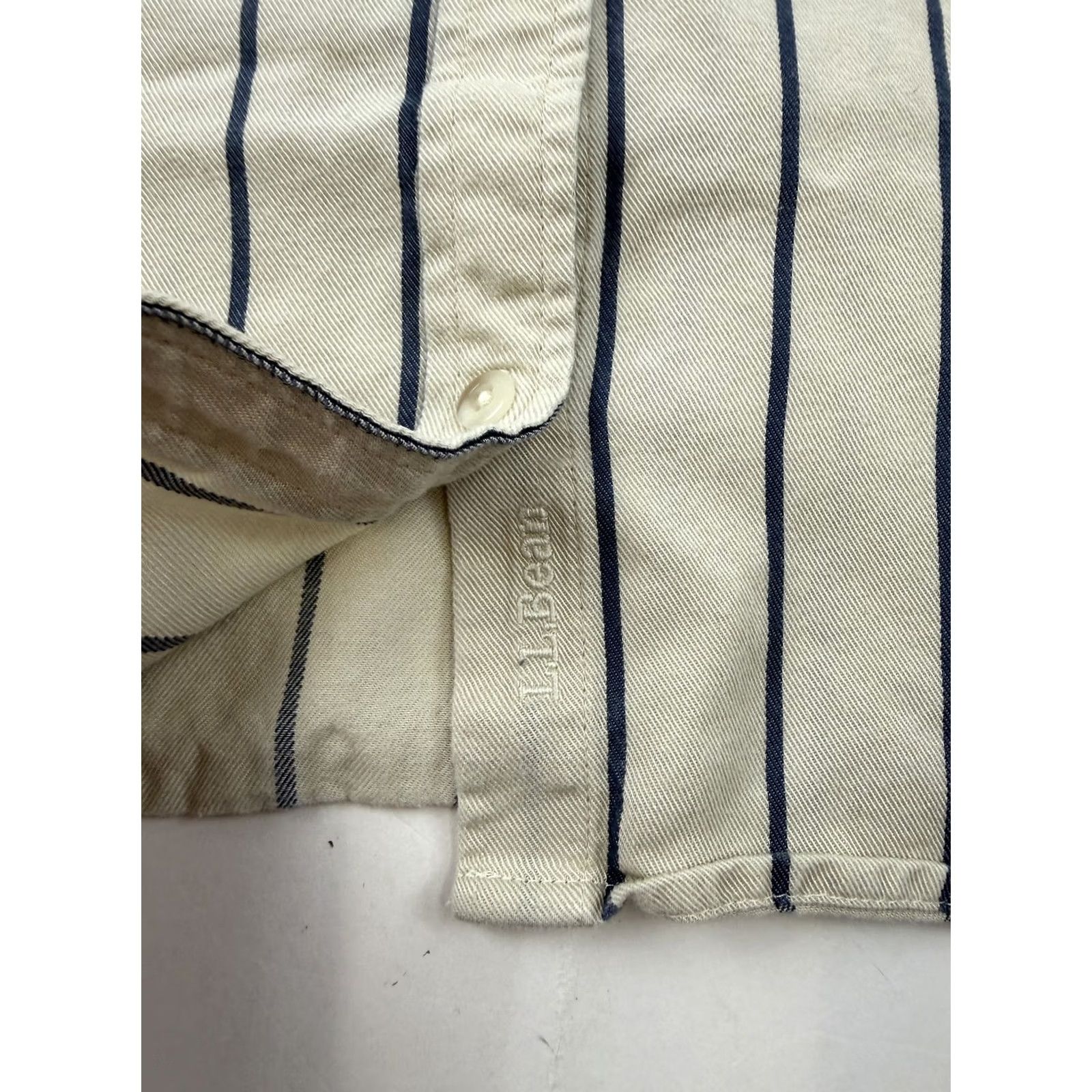 Vintage L.L. Bean Shirt Large White Stripe Long Sleeve Button Front Tencel Twill Womens Size L / US 10 / IT 46 - 2 Thumbnail