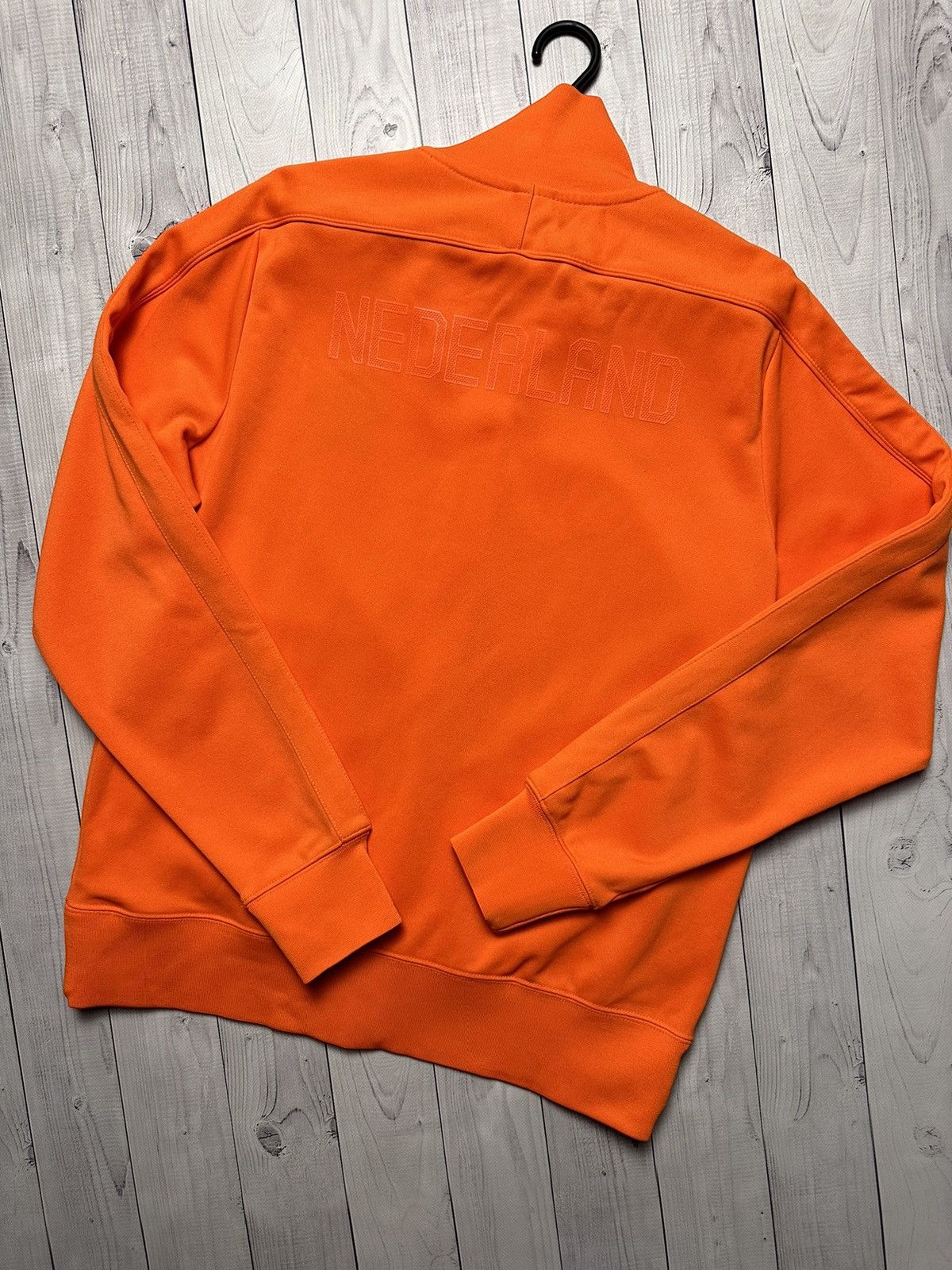 Vintage Vintage Nike Nederland Holland soccer track jacket size L Size US L / EU 52-54 / 3 - 8 Thumbnail