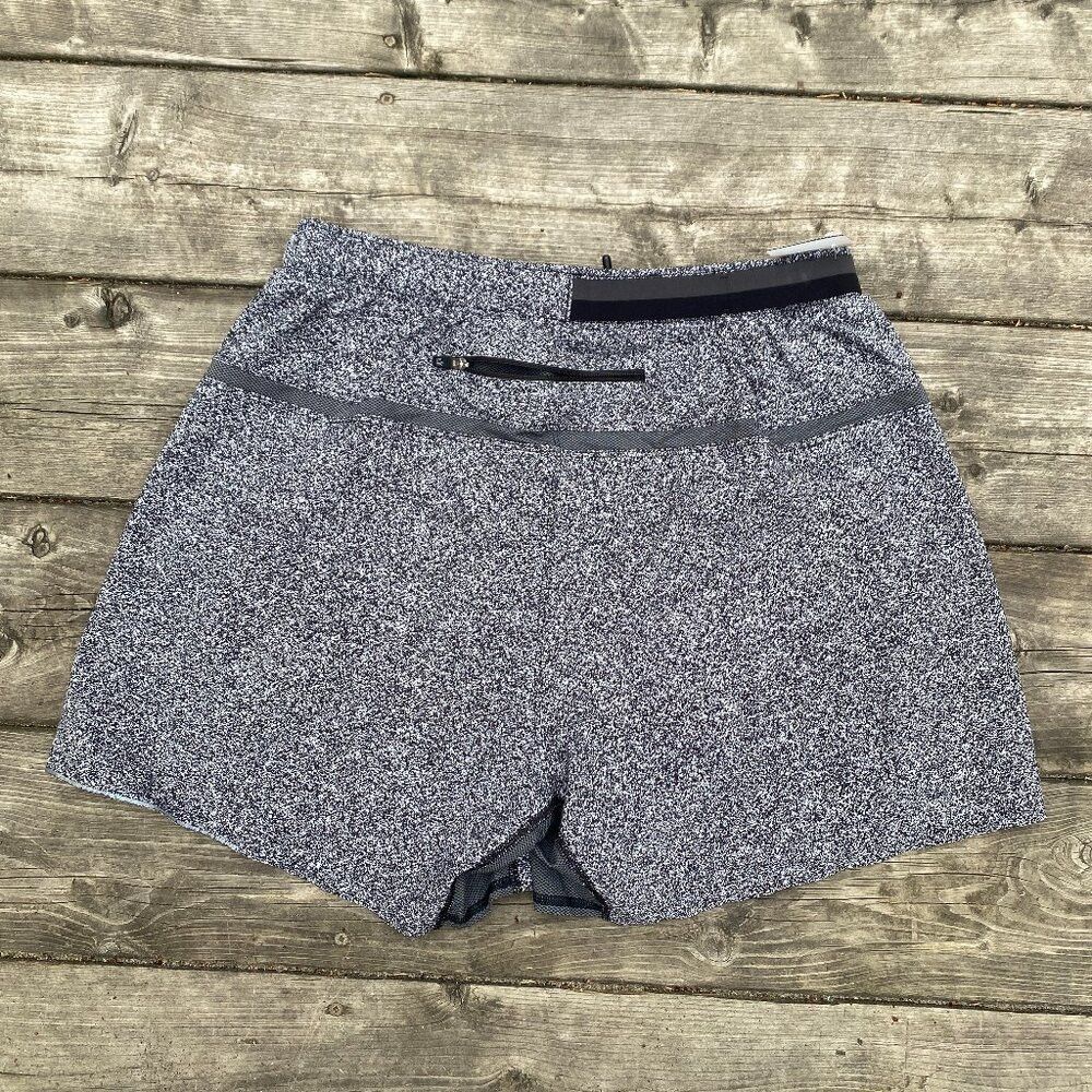 Lululemon Lululemon Mens Athletic 5' Short Shorts Large Gray Size US 36 / EU 52 - 2 Thumbnail
