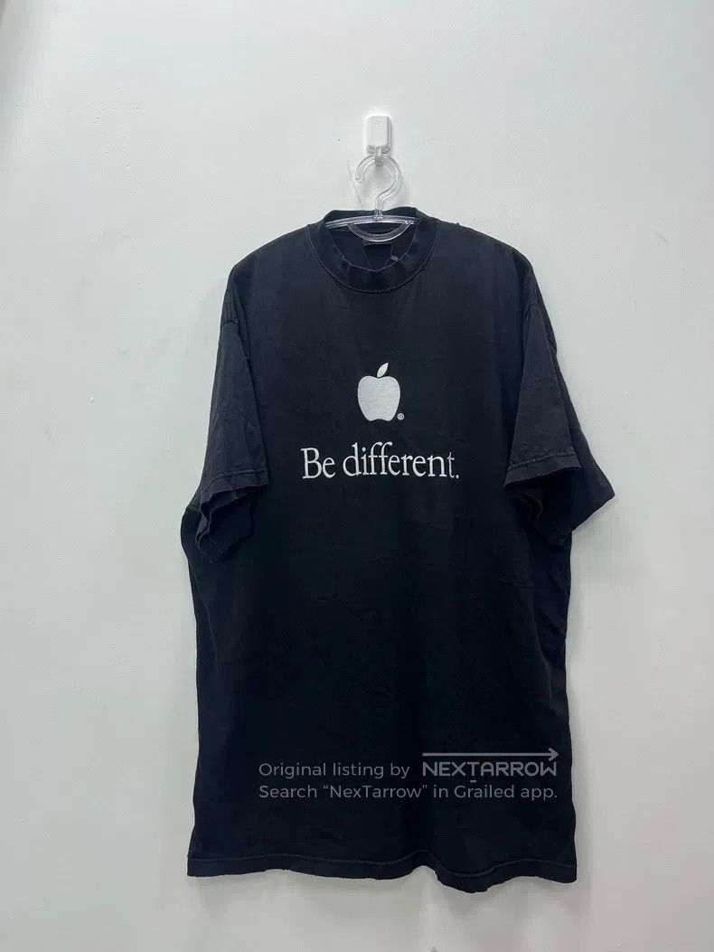 Balenciaga Apple Logo Printed Short Sleeve T