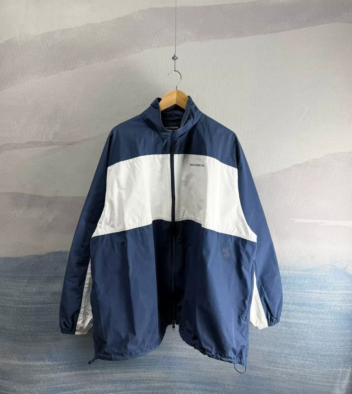 Balenciaga balenciaga blue white logo windbreaker jacket Size US L / EU 52-54 / 3 - 3 Thumbnail