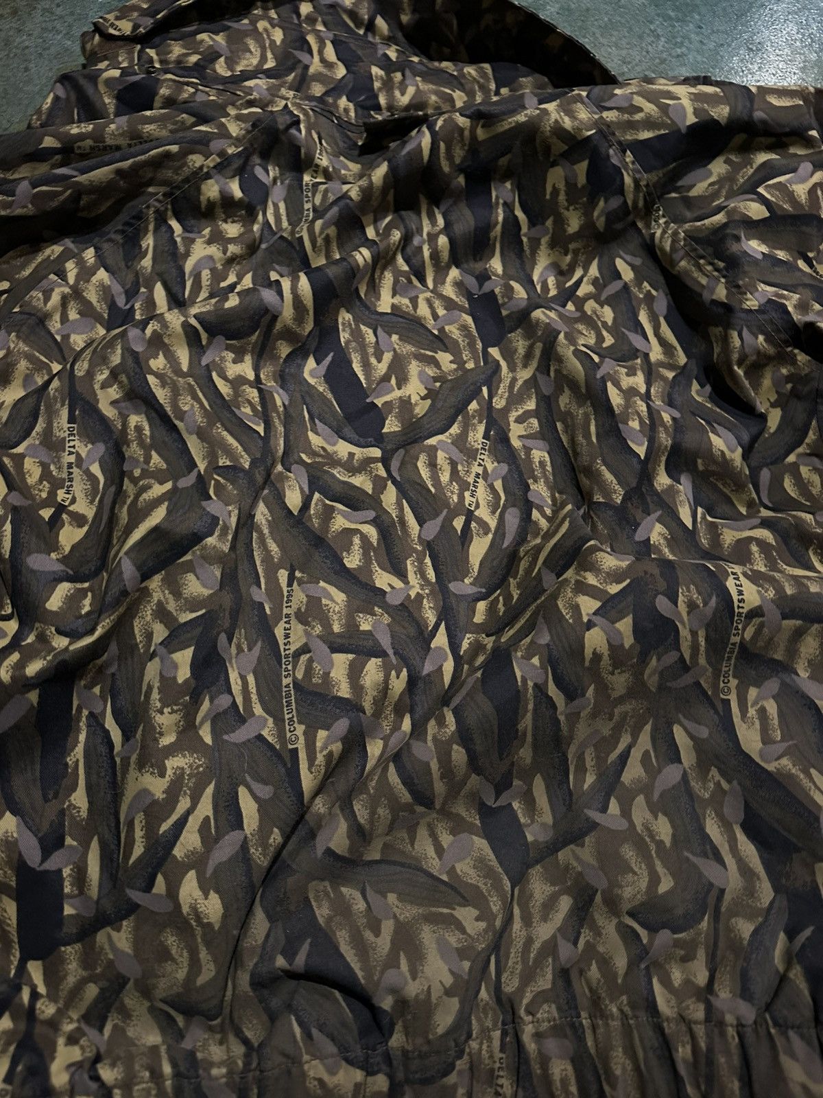 Columbia × Vintage COLUMBIA CAMO HUNTING JACKET Size US L / EU 52-54 / 3 - 5 Thumbnail