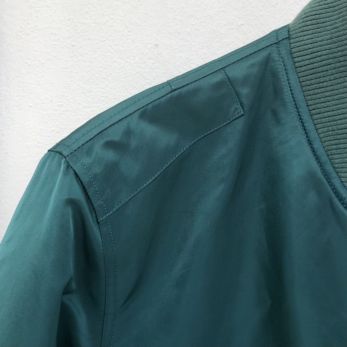 Lacoste LACOSTE LIVE TAFFETA BOMBER JACKET EMERALD GREEN MENS Size US M / EU 48-50 / 2 - 7 Thumbnail
