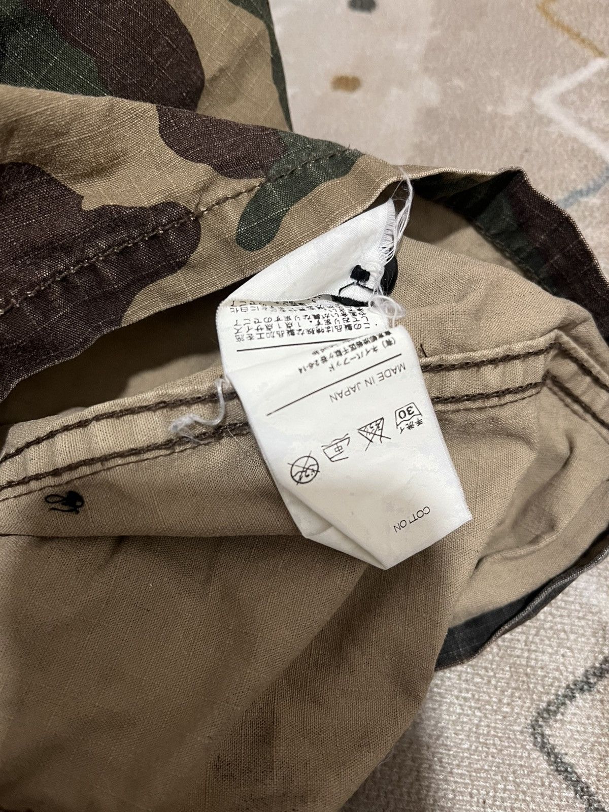 Neighborhood Neighborhood army erdl Size US S / EU 44-46 / 1 - 9 Thumbnail