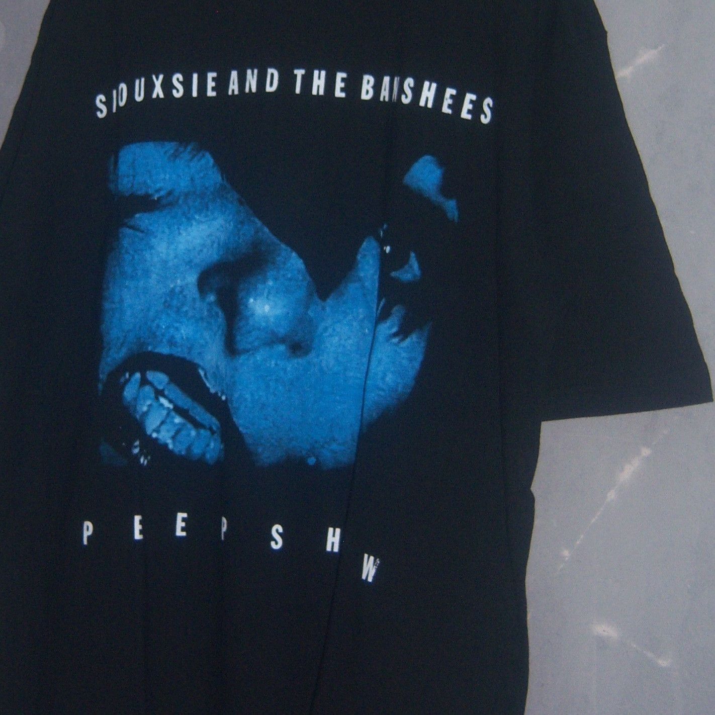 Band Tees Reprint Siouxie And The Banshees Peepshow T Shirt Size US XL / EU 56 / 4 - 3 Thumbnail