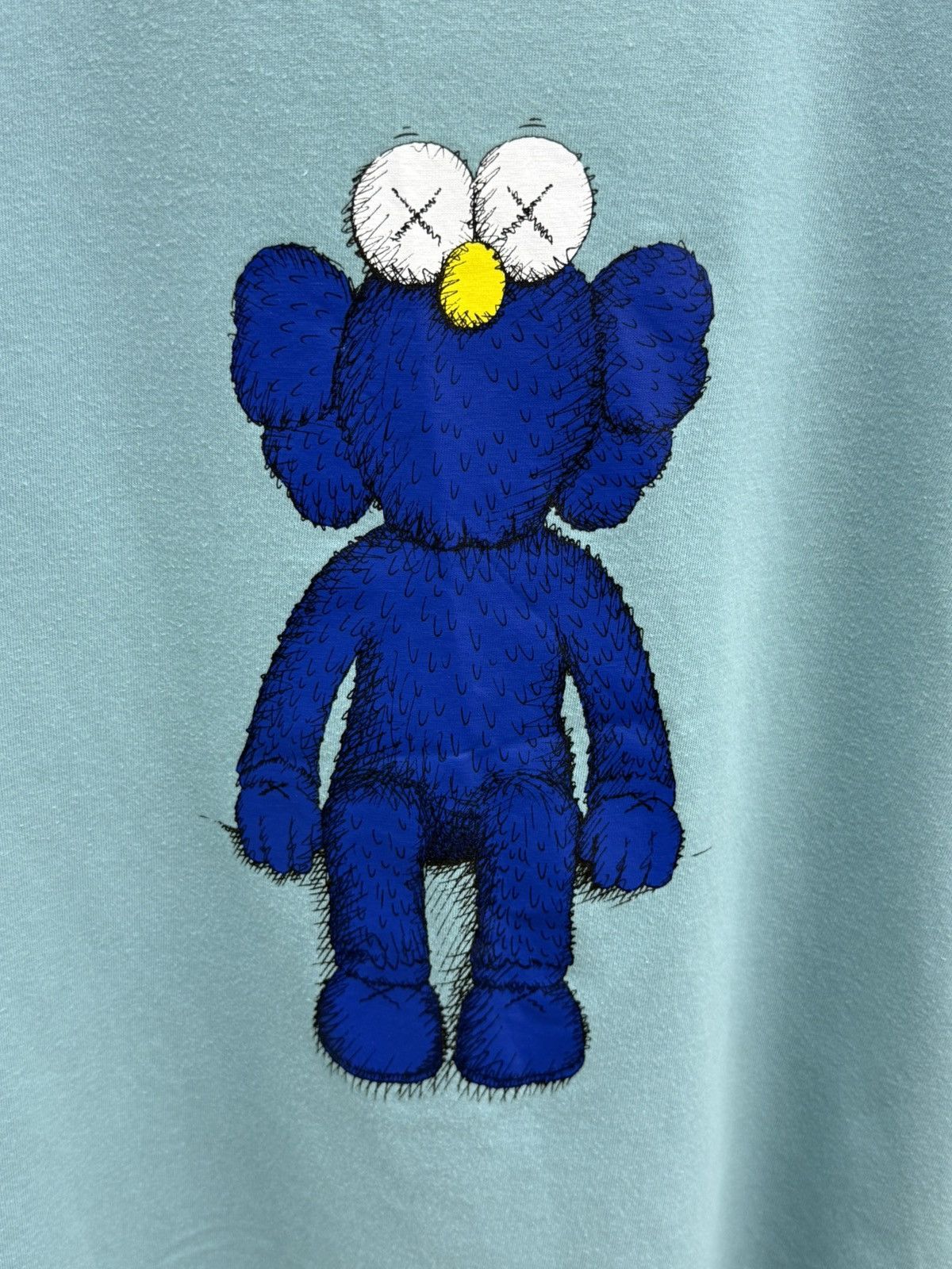 Kaws × Uniqlo Uniqlo x Kaws T Shirt Size US M / EU 48-50 / 2 - 2 Thumbnail