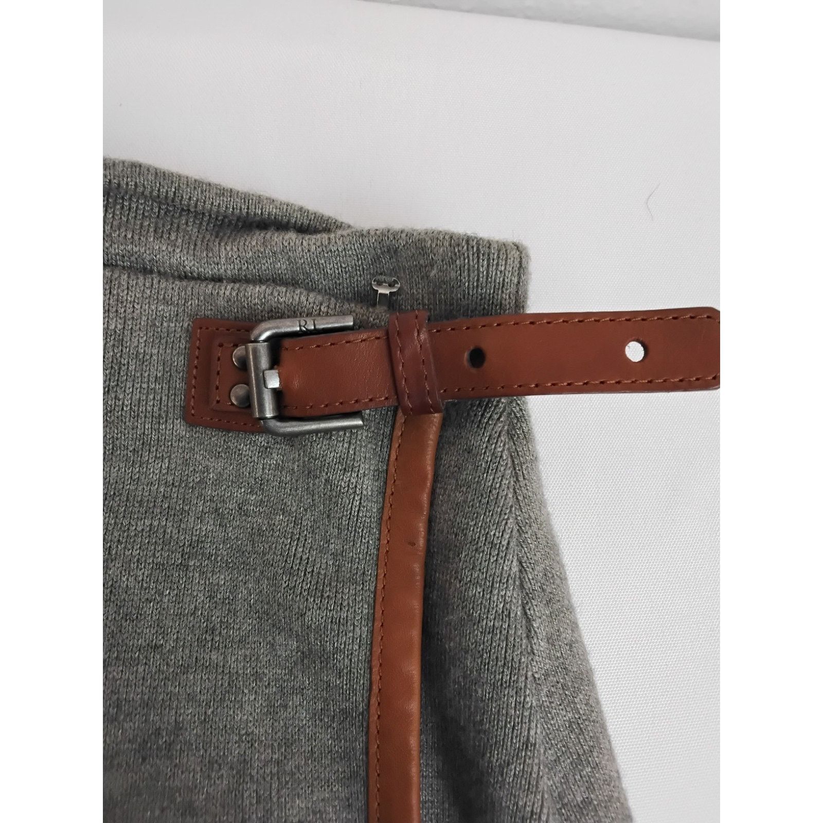 Ralph Lauren Ralph Lauren Knit Wrap Skirt Women's L Gray Leather Trim Size 34" / US 12 / IT 48 - 6 Thumbnail