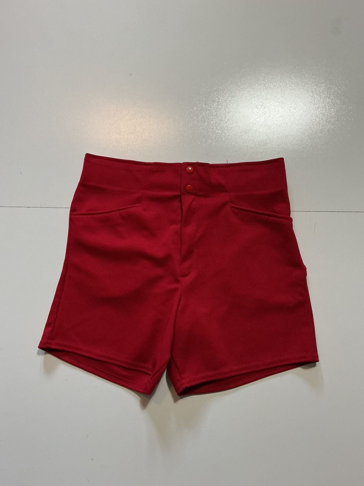 Majestic Vintage Majestic Athletic Red Baseball 6" Inseam Shorts Size US 32 / EU 48 - 1 Thumbnail