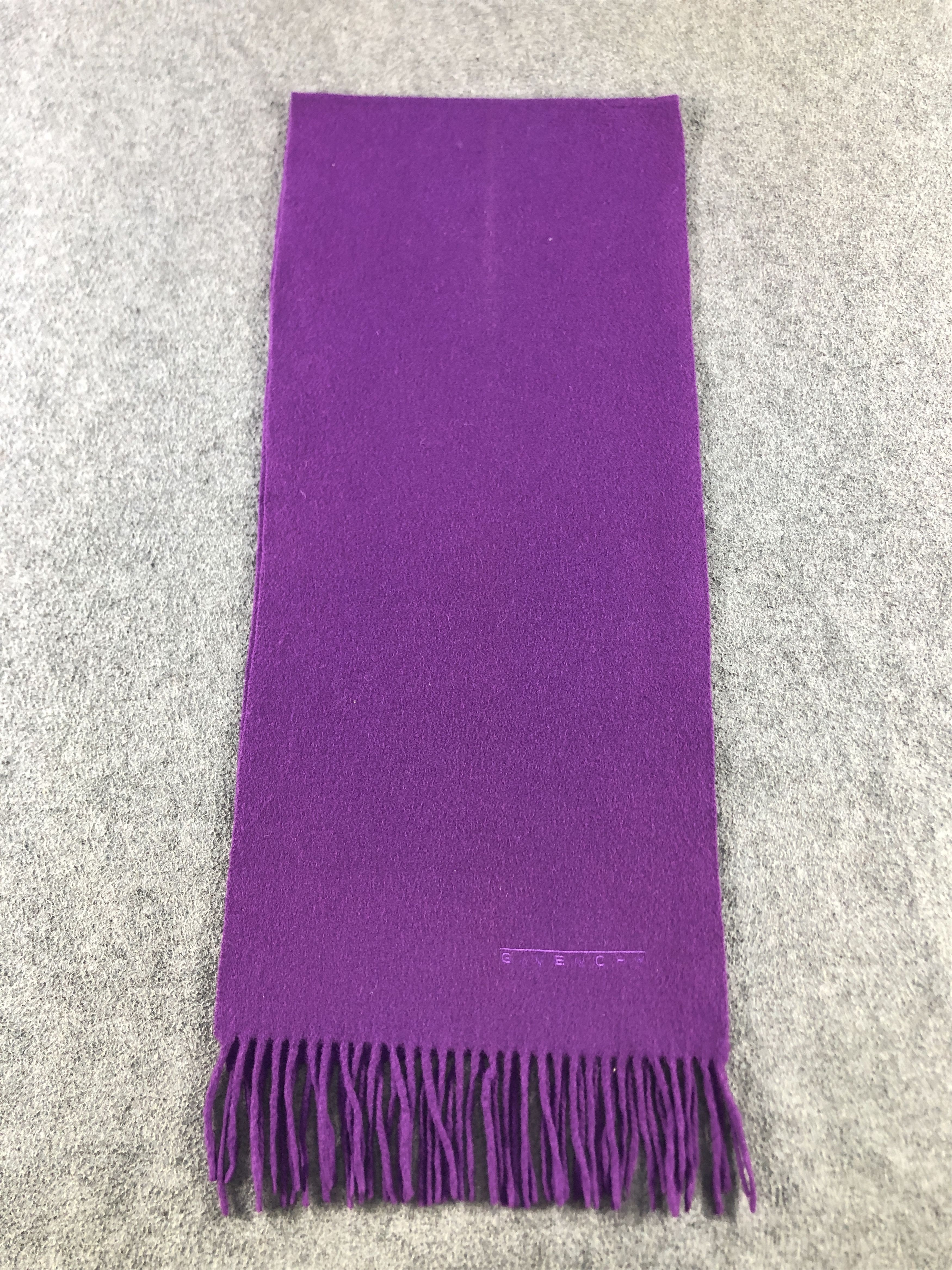 Vintage Givenchy Scarf / Muffler / Neckwear P946 Size ONE SIZE - 2 Thumbnail