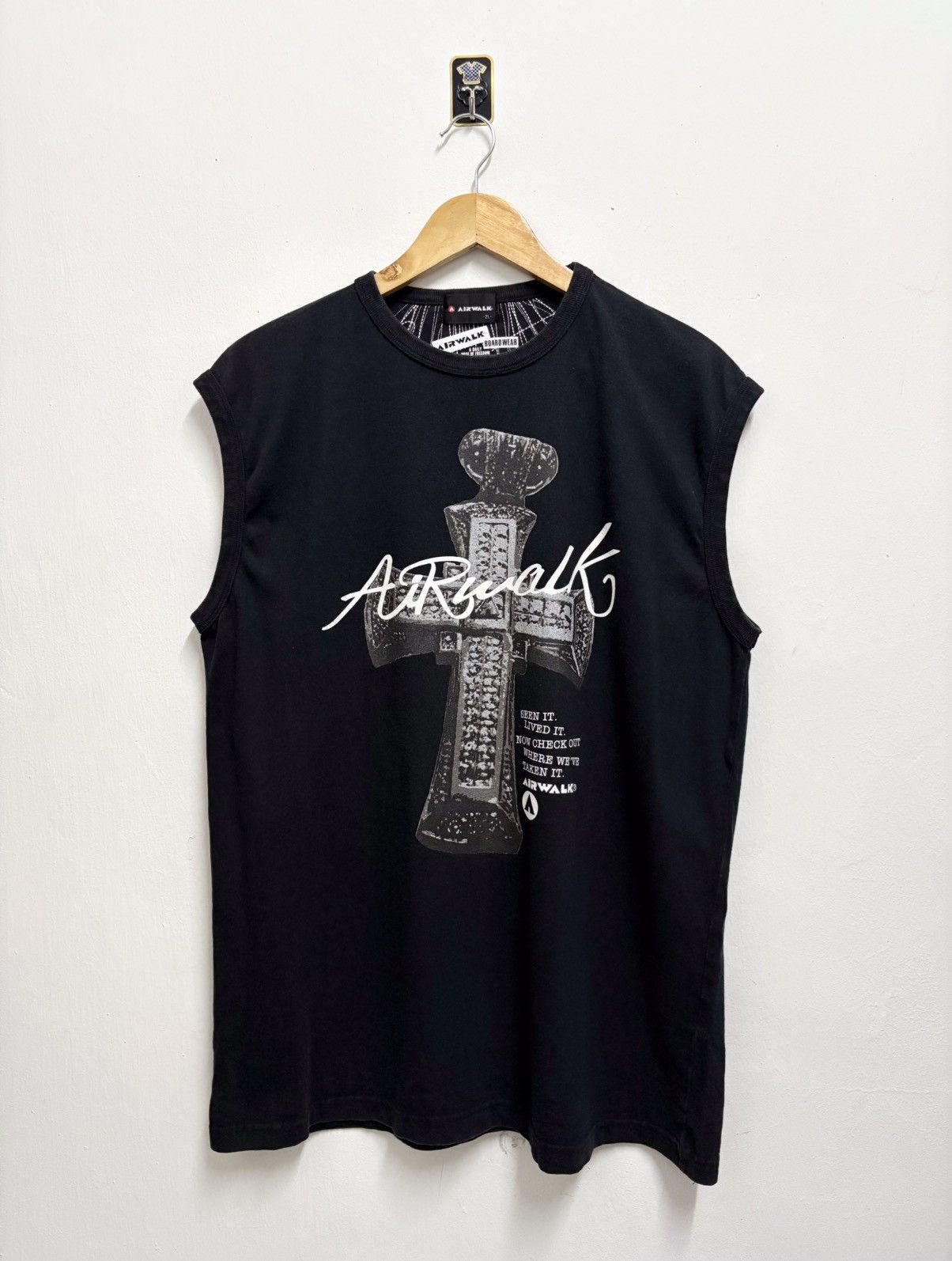 Airwalk × Vintage AirWalk Cross Chrome Heart Sleeveless Size US L / EU 52-54 / 3 - 1 Thumbnail