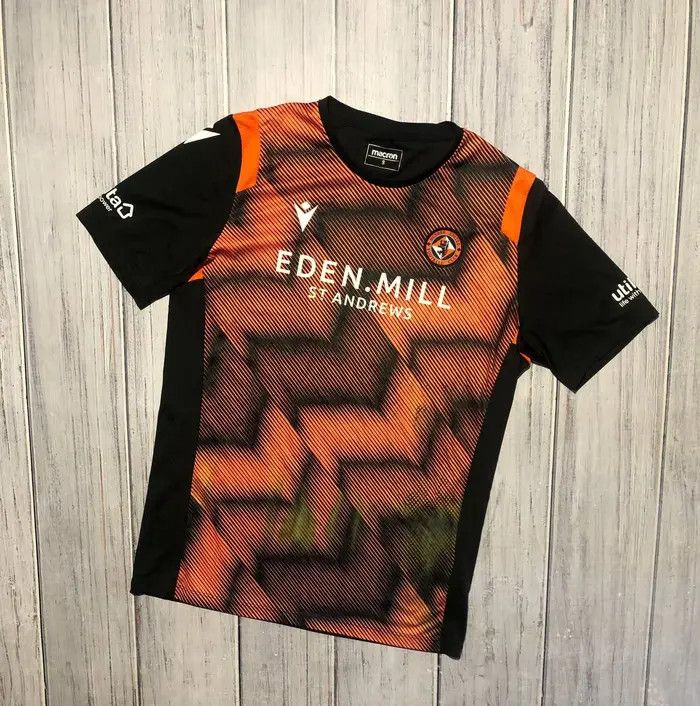 Macron Dundee United 2021 2022 Training Shirt Soccer Jersey Size US S / EU 44-46 / 1 - 1 Thumbnail