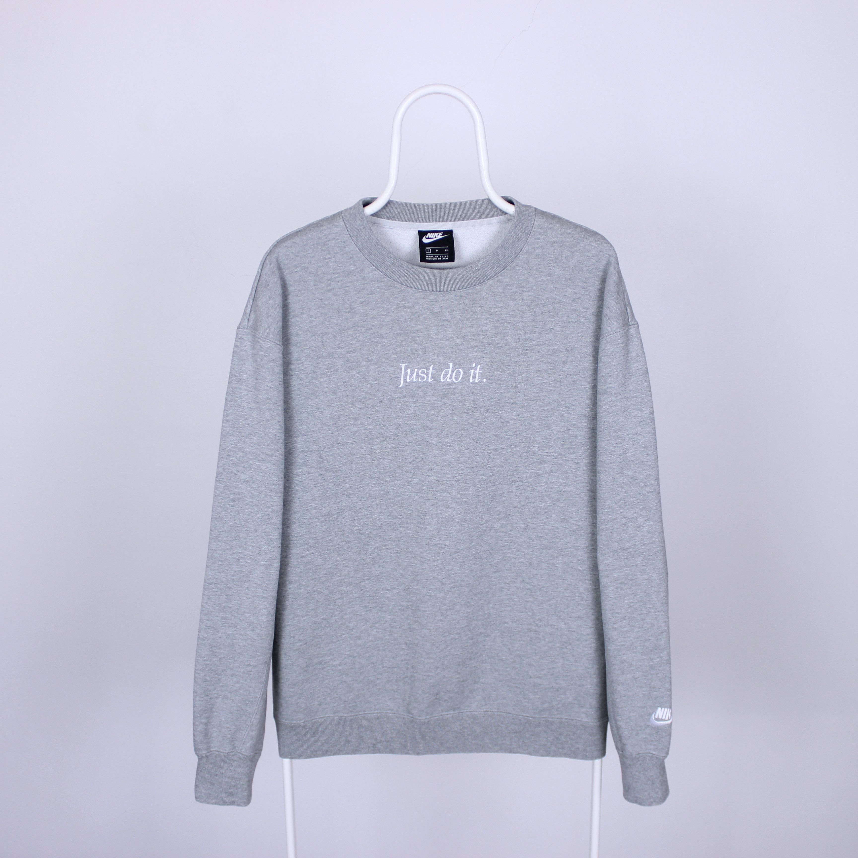 Nike Nike Logo Embroidered Round Neck Pullover light grey CD041 Size US S / EU 44-46 / 1 - 7 Thumbnail