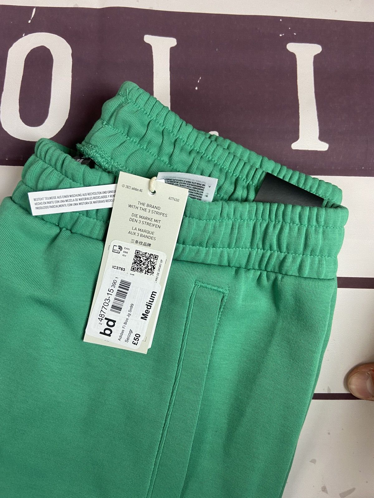 Adidas × Vintage Brand New Adidas Future Icons Badge of Sports Joggers L Size US 32 / EU 48 - 3 Thumbnail
