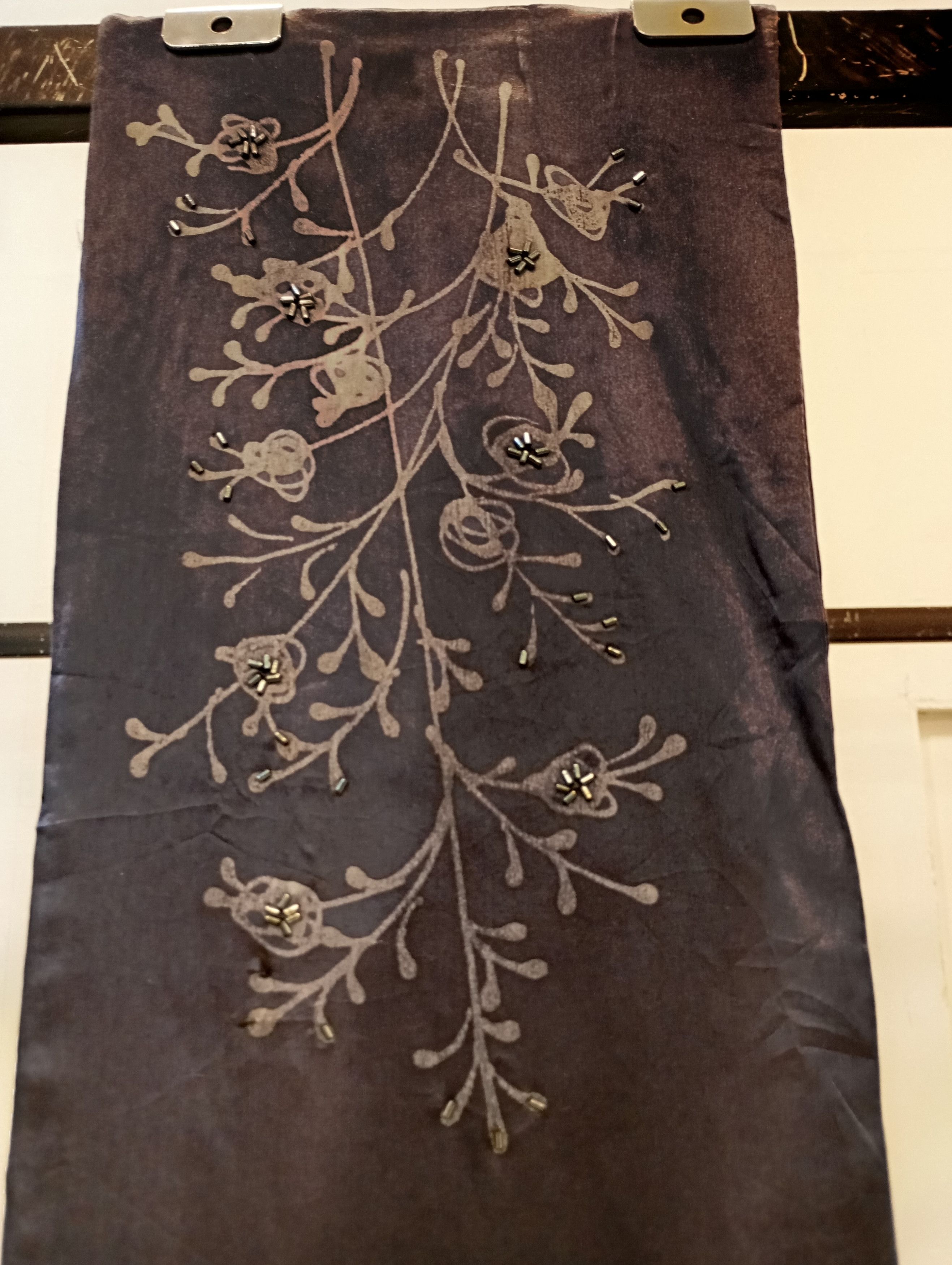 Guess Guess silk scarves scarf shawl Size ONE SIZE - 2 Thumbnail