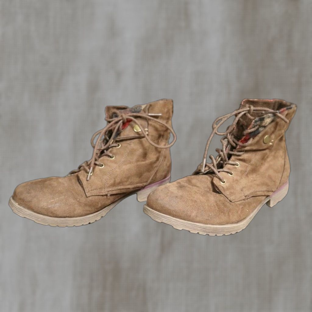 Vintage ROCK & CANDY Boots Women Combat Shoes Fold Down Lace 8.5 Brown Fall Winter Low Top Round Toe Vintage No 90s Theme Travel Mens Womens Girls Boys Size US 7 / IT 37 - 1 Thumbnail