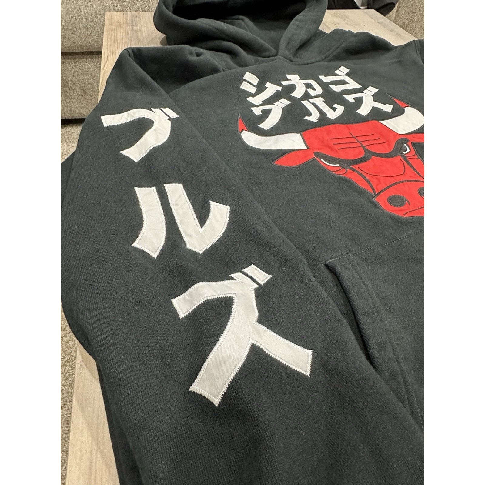 NBA Size XL - NBALAB X Hyperfly Chicago Bulls Embroidered Hoodie Size US XL / EU 56 / 4 - 6 Thumbnail