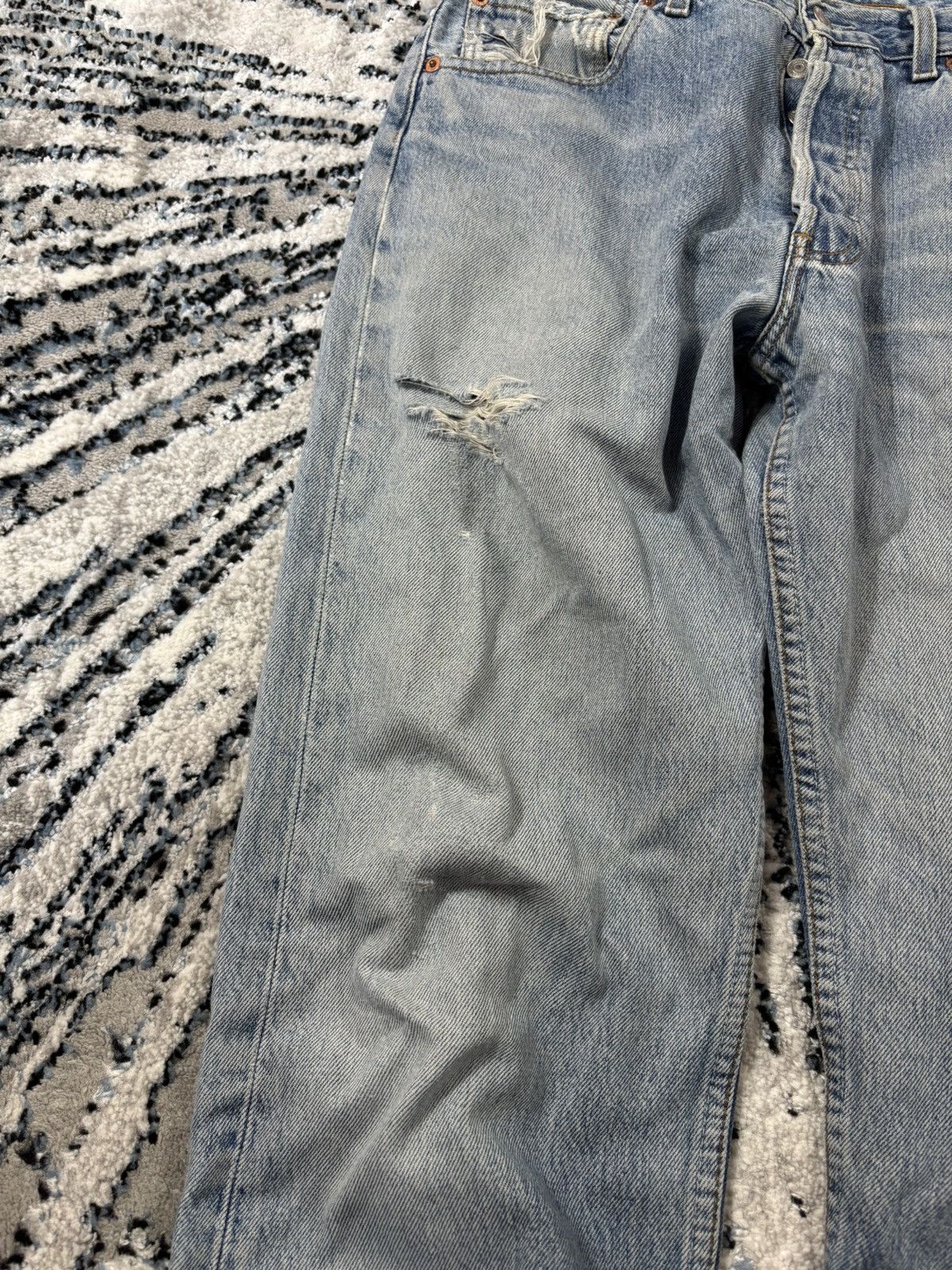 Levi's × Vintage Vintage Levi’s 501 90s distressed band rock Metal Streetwear Size US 34 / EU 50 - 3 Thumbnail