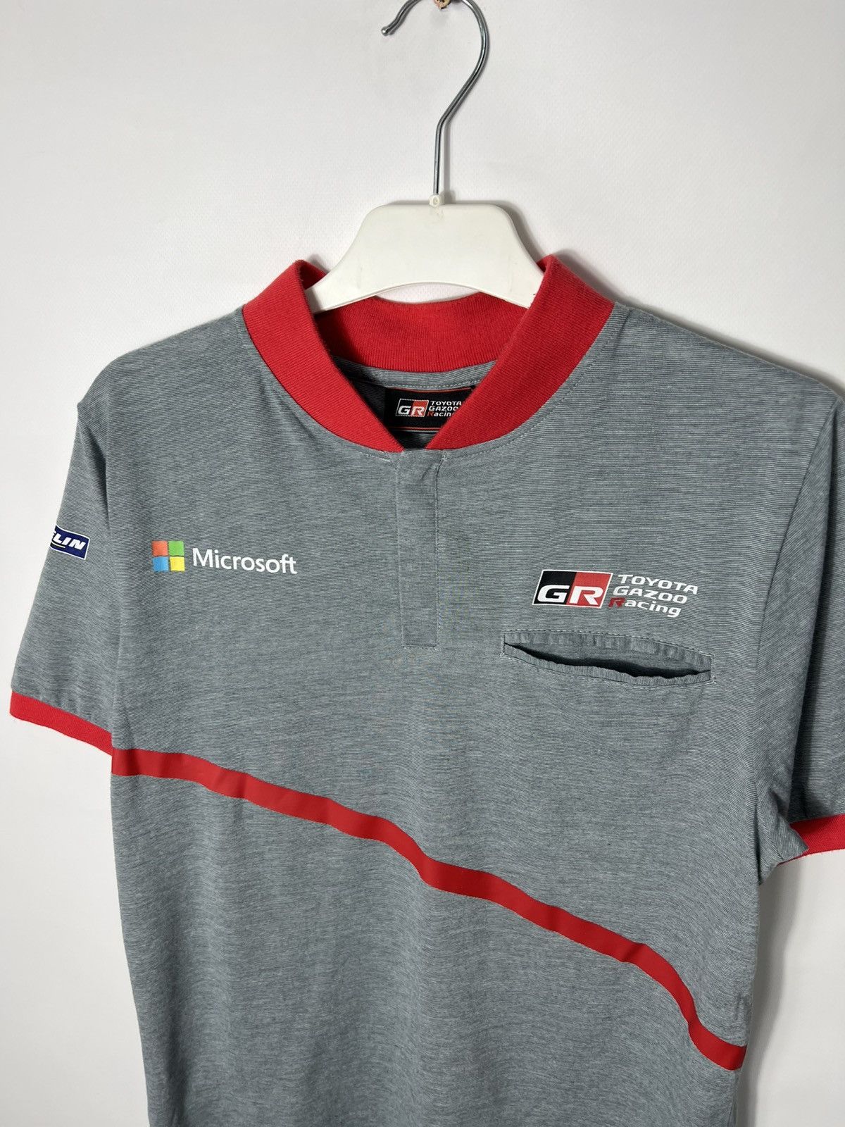 Vintage Vintage streetwear F1 Toyota Gazoo Racing T-shirt Size US S / EU 44-46 / 1 - 2 Thumbnail