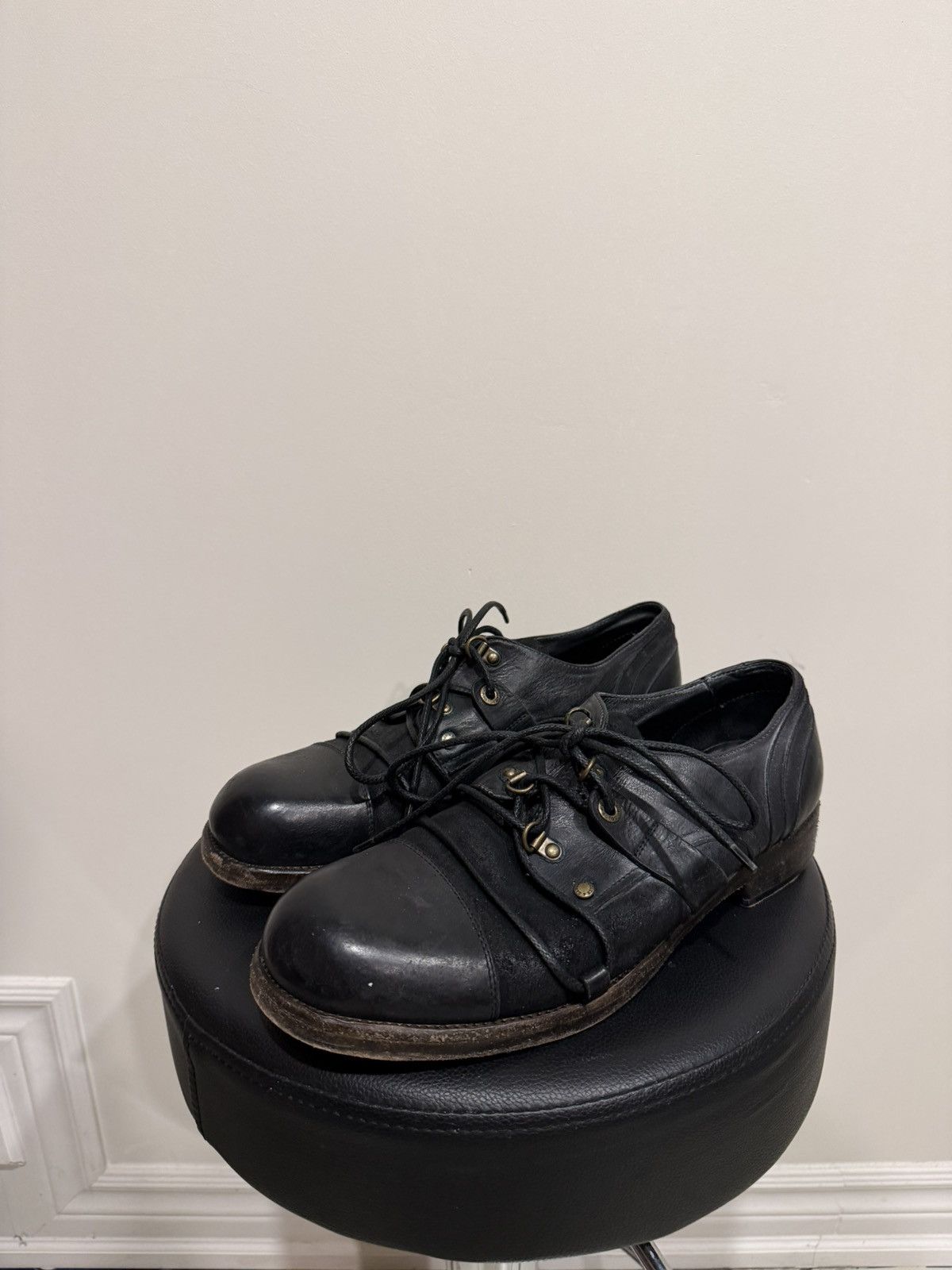 Vintage Dolce Gabbana leather shoes US11