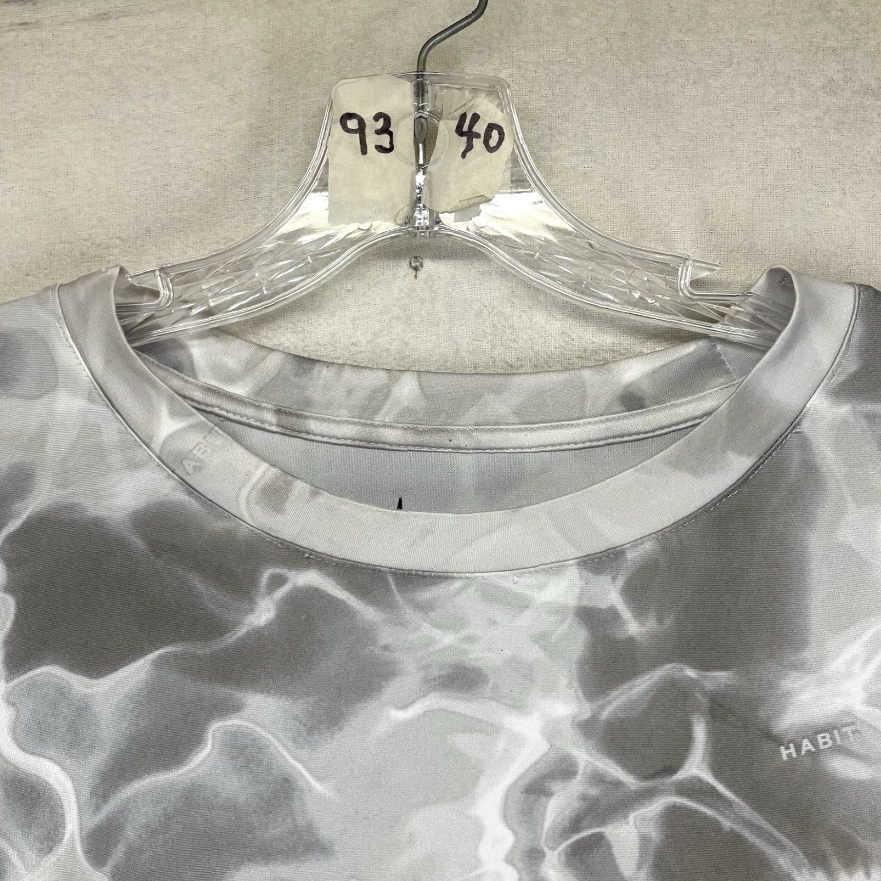 Habitat Habitat Fishing Gray Camouflage Solar Factor Long Sleeve Mens XL T-Shirt Size US XL / EU 56 / 4 - 5 Thumbnail