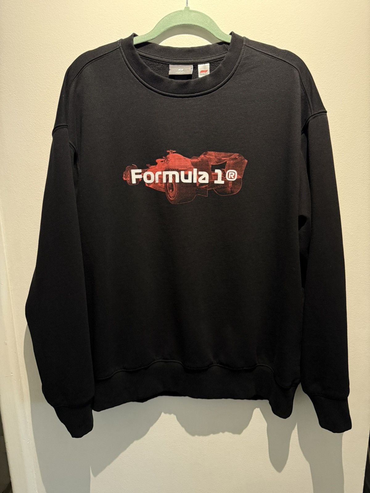 Formula 1 × H&M Formula 1 H&M crewneck size L F1 Formula One car sweatshirt Size US L / EU 52-54 / 3 - 1 Thumbnail