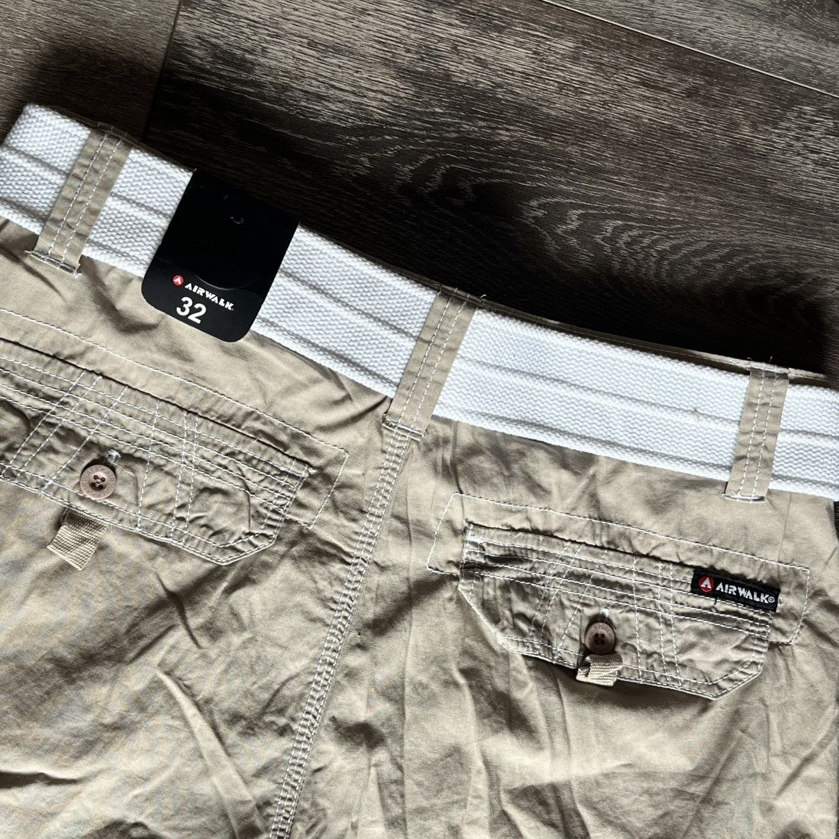 Airwalk New Vintage 2000s Airwalk Cargo Belted Skater Baggy Shorts Size US 32 / EU 48 - 5 Thumbnail