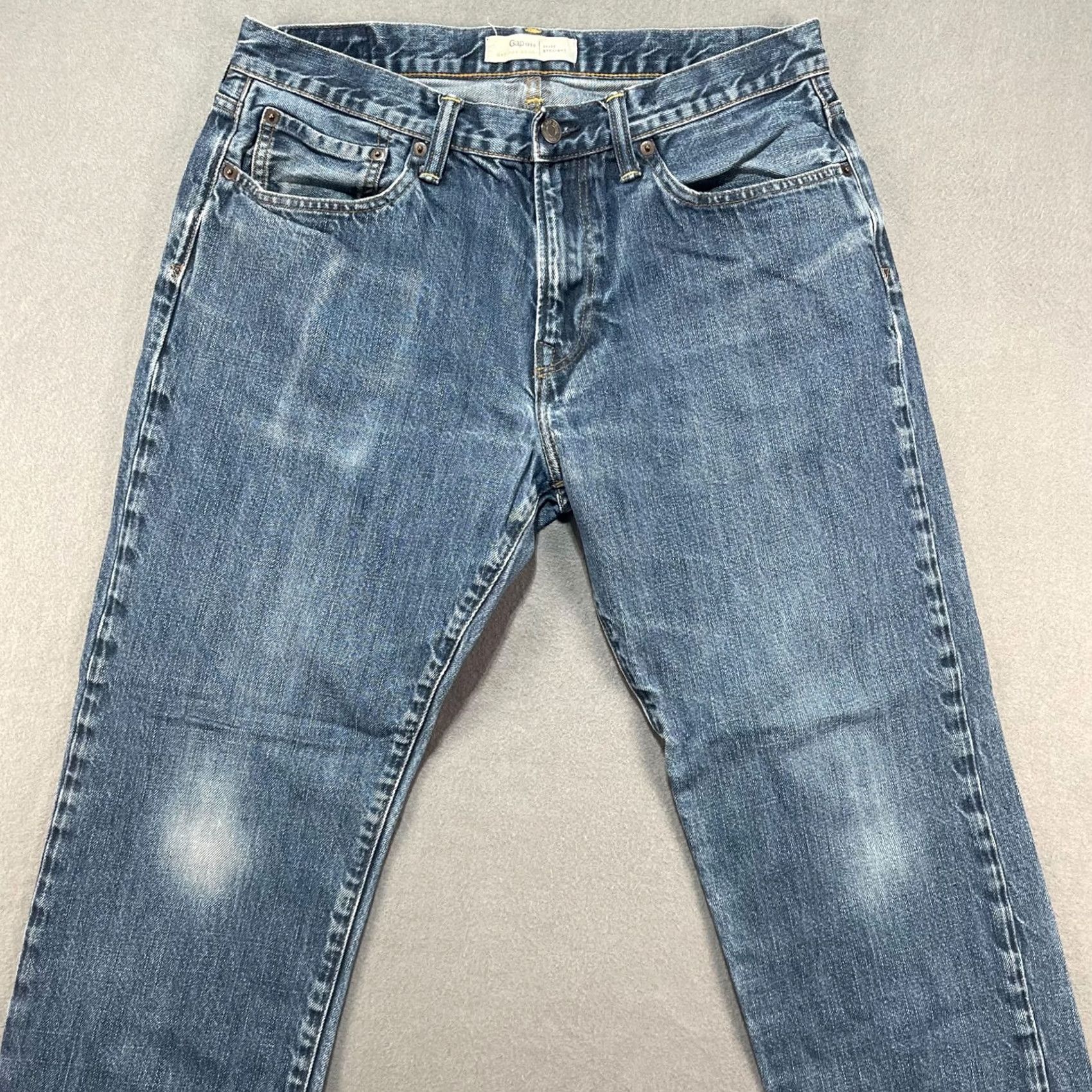 Gap Gap 1969 Mens Jeans Straight 34x30 Medium Wash 100% Cotton Denim Blue 5-Pocket Regular Fit USA 90s Vintage Style ShirtS? Size US 34 / EU 50 - 3 Thumbnail