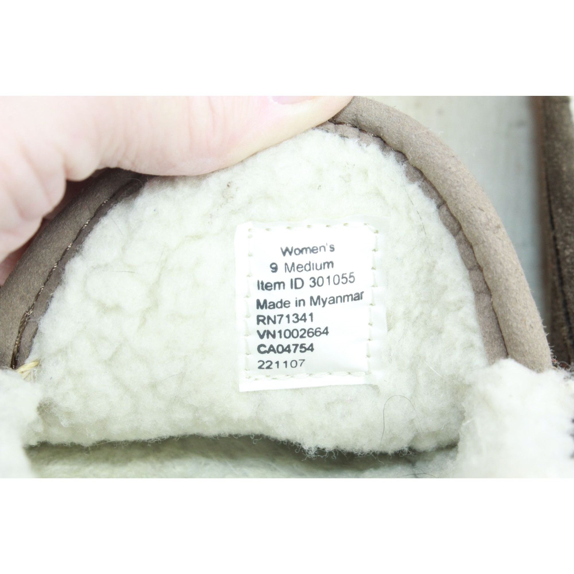 L.L. Bean LL Bean Women's Mountain Slippers Moccasin Suede Size US 9 / IT 39 - 8 Thumbnail