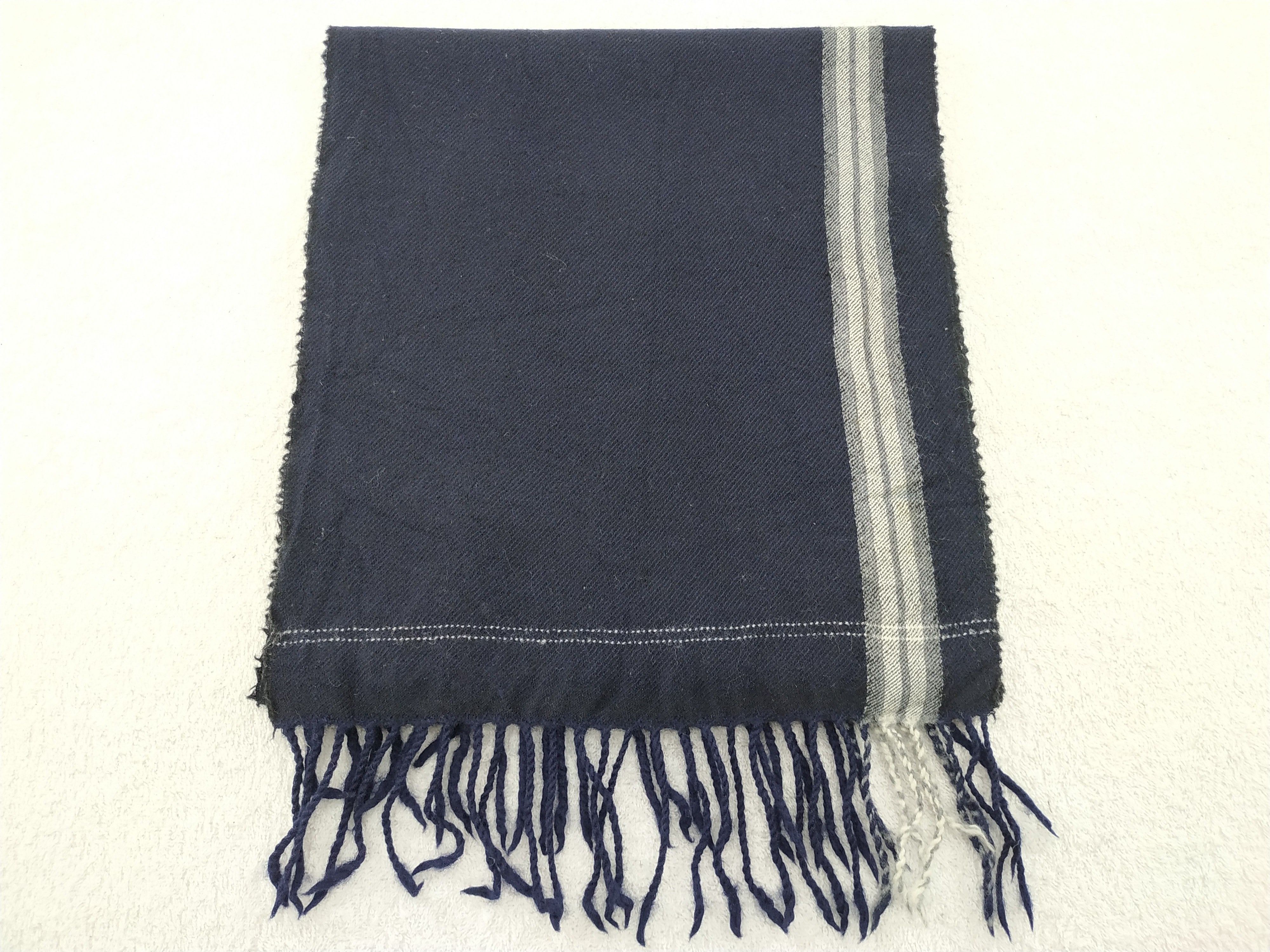DKNY Vintage DKNY Scarf/Muffler/Neckwear MF297 Size ONE SIZE - 1 Thumbnail