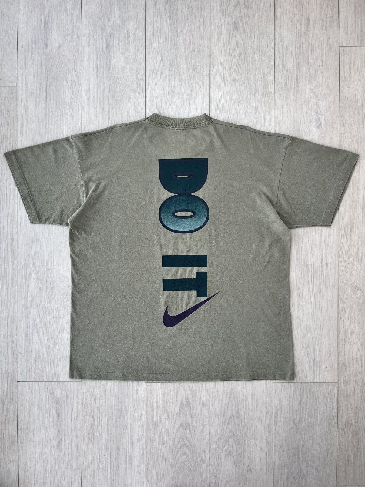 Nike Vintage Nike T-Shirt Oversized Big Logo Just Do It 90s Y2K Size US L / EU 52-54 / 3 - 1 Thumbnail