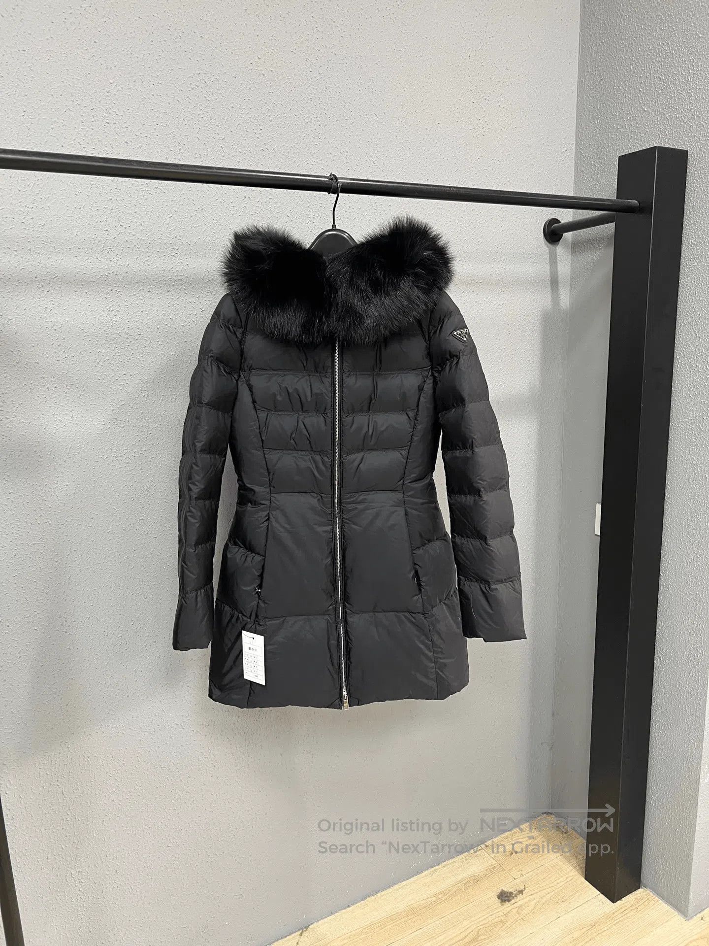 Prada Prada Fox Fur Collar Down Jacket. Size S / US 4 / IT 40 - 1 Thumbnail