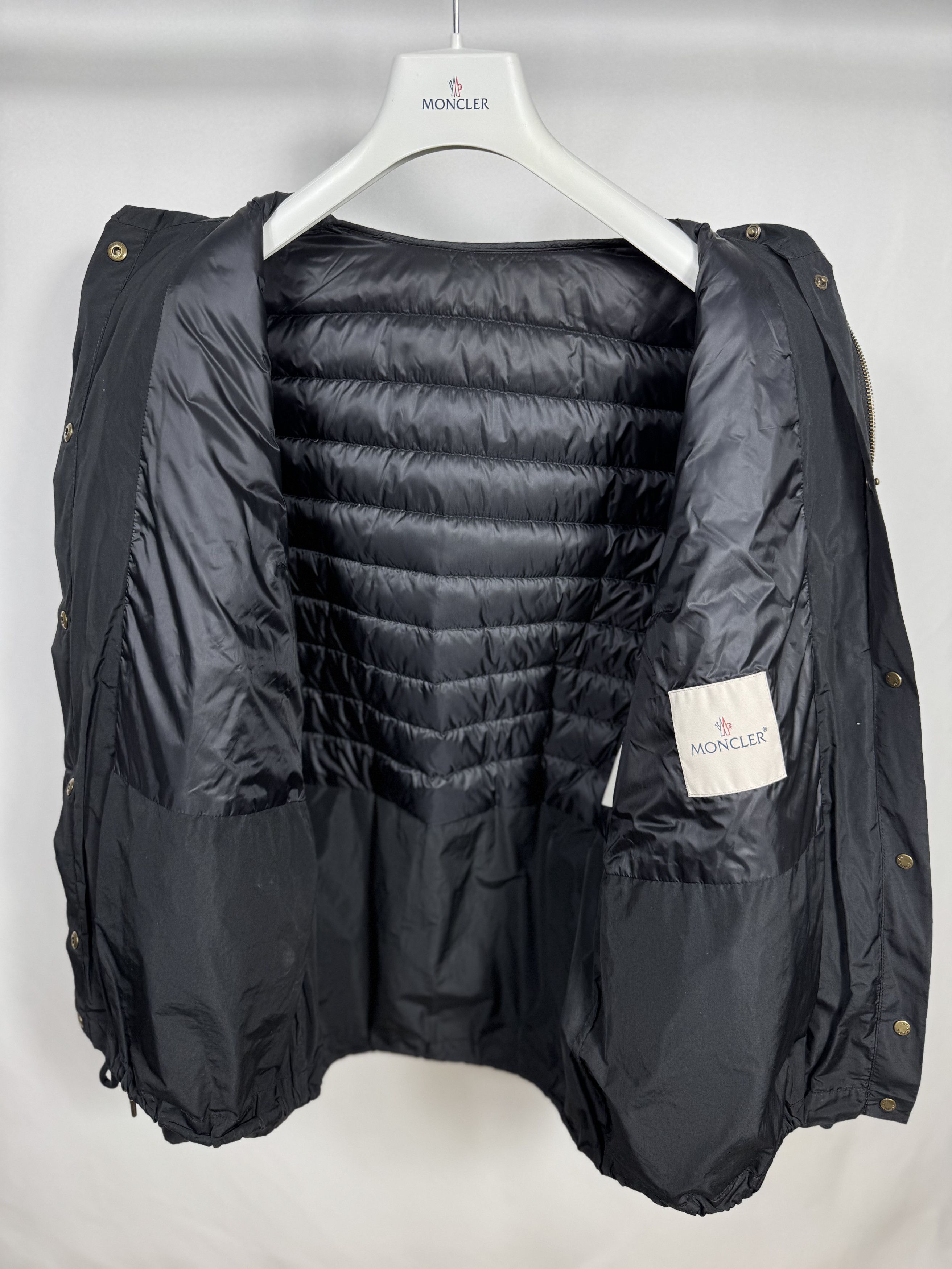 Moncler Moncler Honorat Jacket Size M / US 6-8 / IT 42-44 - 4 Thumbnail