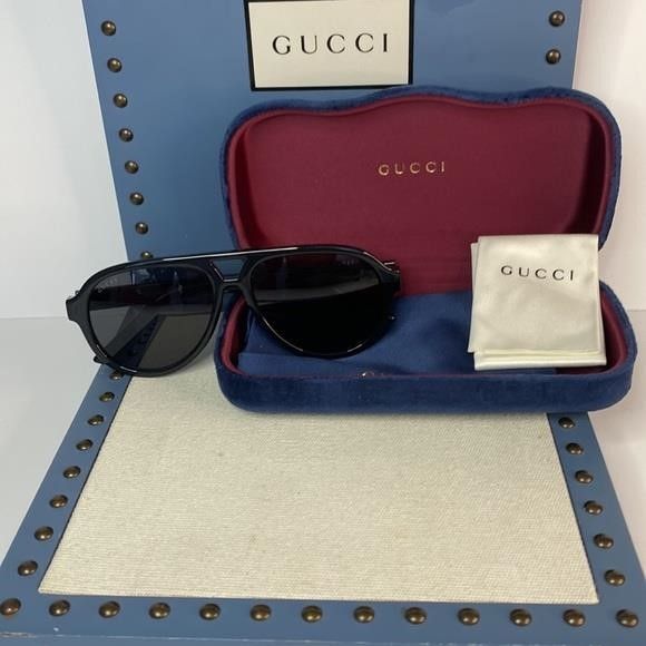 Gucci GUCCI GG0767S aviator sunglass comes in a shiny black frame Size ONE SIZE - 2 Thumbnail