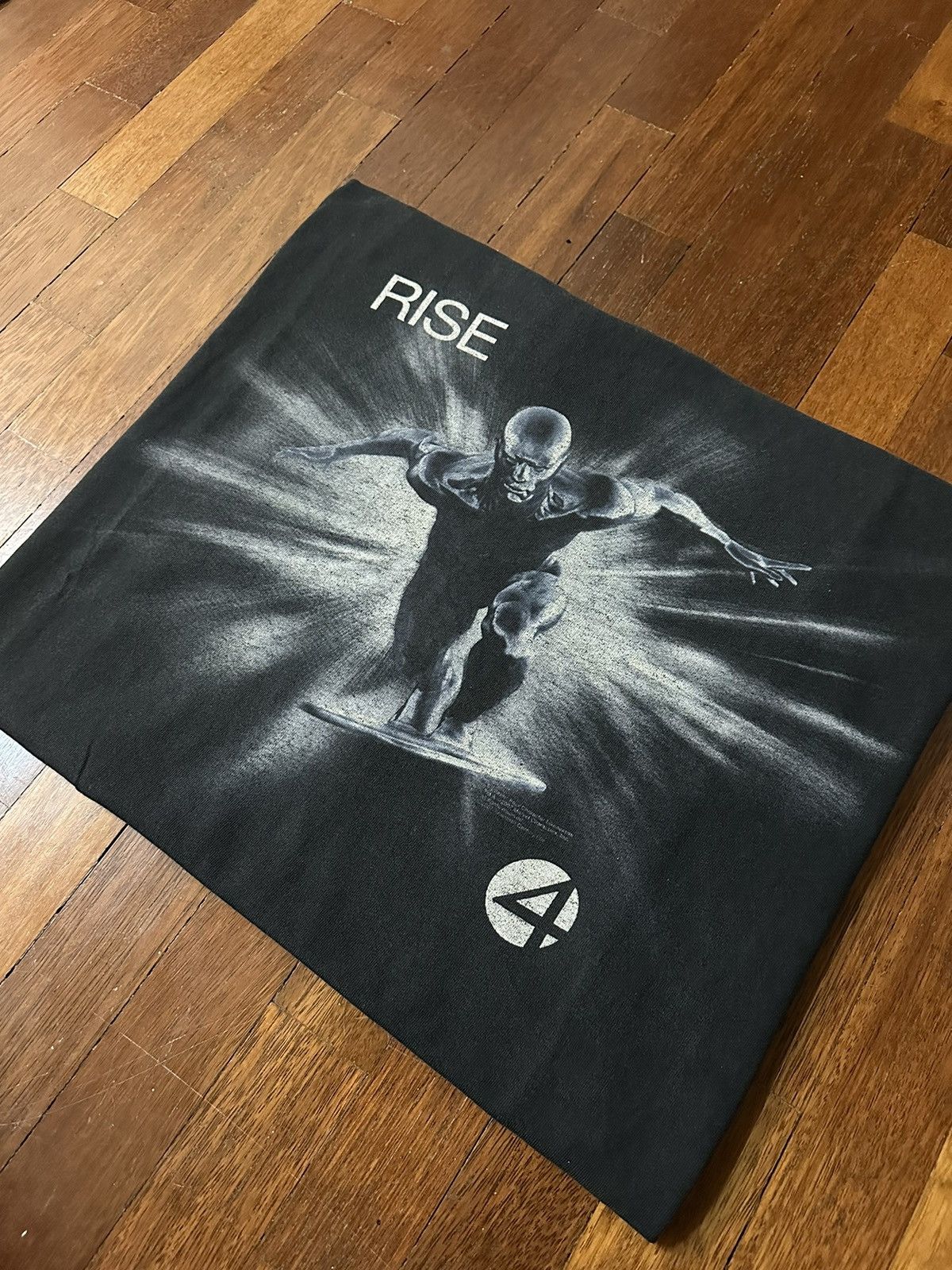 Marvel Comics 🚨FINAL DROP🚨 VTG FANTASTIC 4 RISE OF SILVER SURFER 2002 XL Size US XL / EU 56 / 4 - 1 Thumbnail