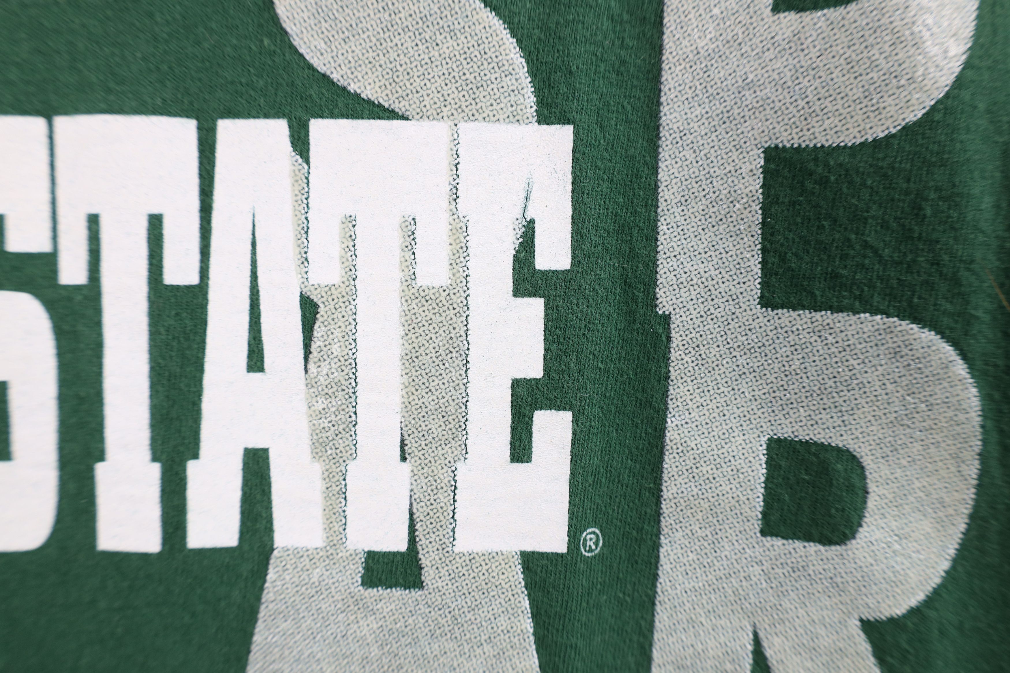 Starter Vintage 90s Starter Michigan State University Baggy T-Shirt Size US XL / EU 56 / 4 - 6 Thumbnail