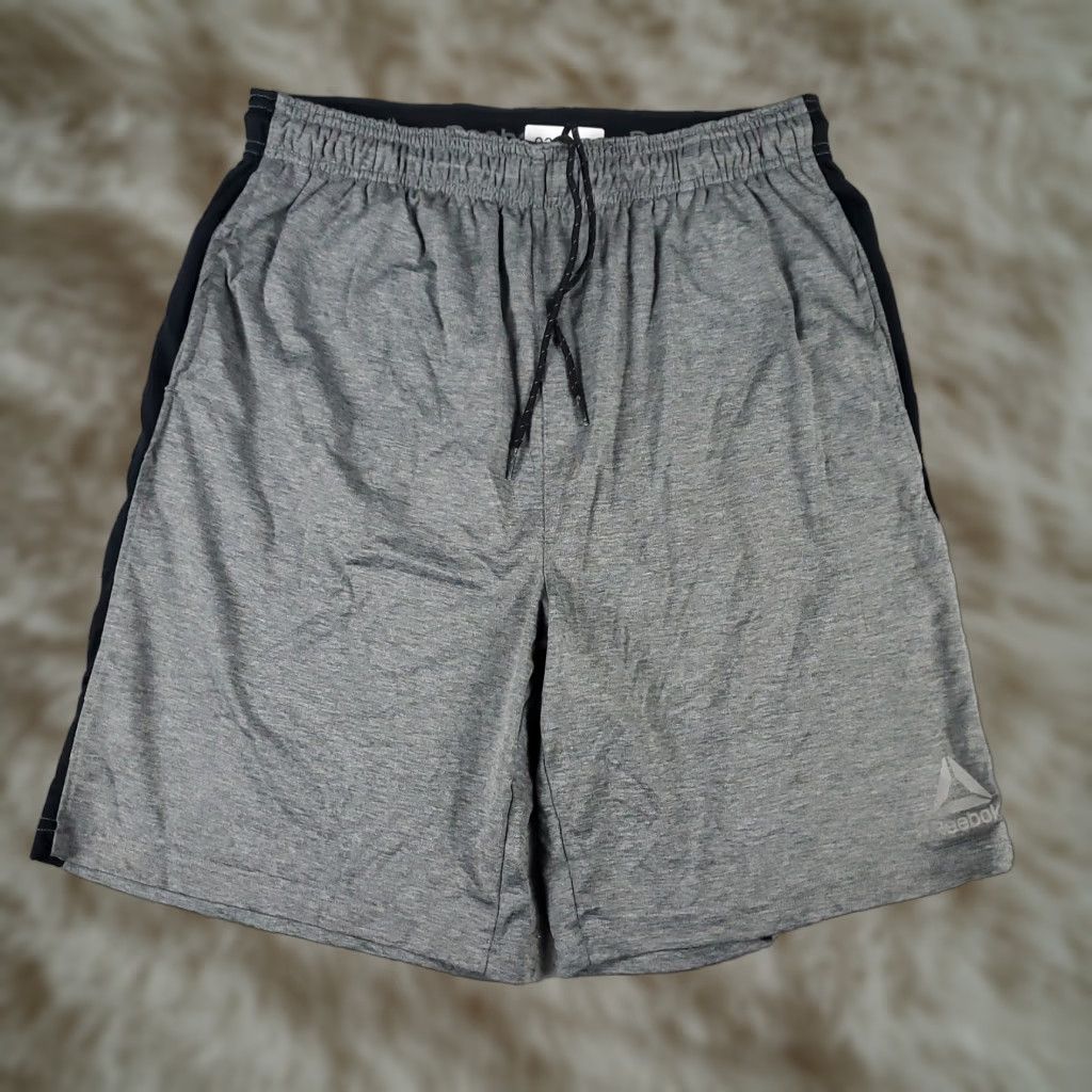 Reebok Reebok Shorts Mens Size Medium Gray Active Running Athletic Gym Size US 31 - 1 Thumbnail