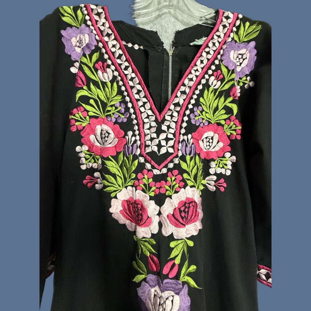 Vintage VINTAGE Caro of Honolulu Dress Womens 10 Black Floral Embroidered Kaftan Maxi 70s Size L / US 10 / IT 46 - 1 Thumbnail